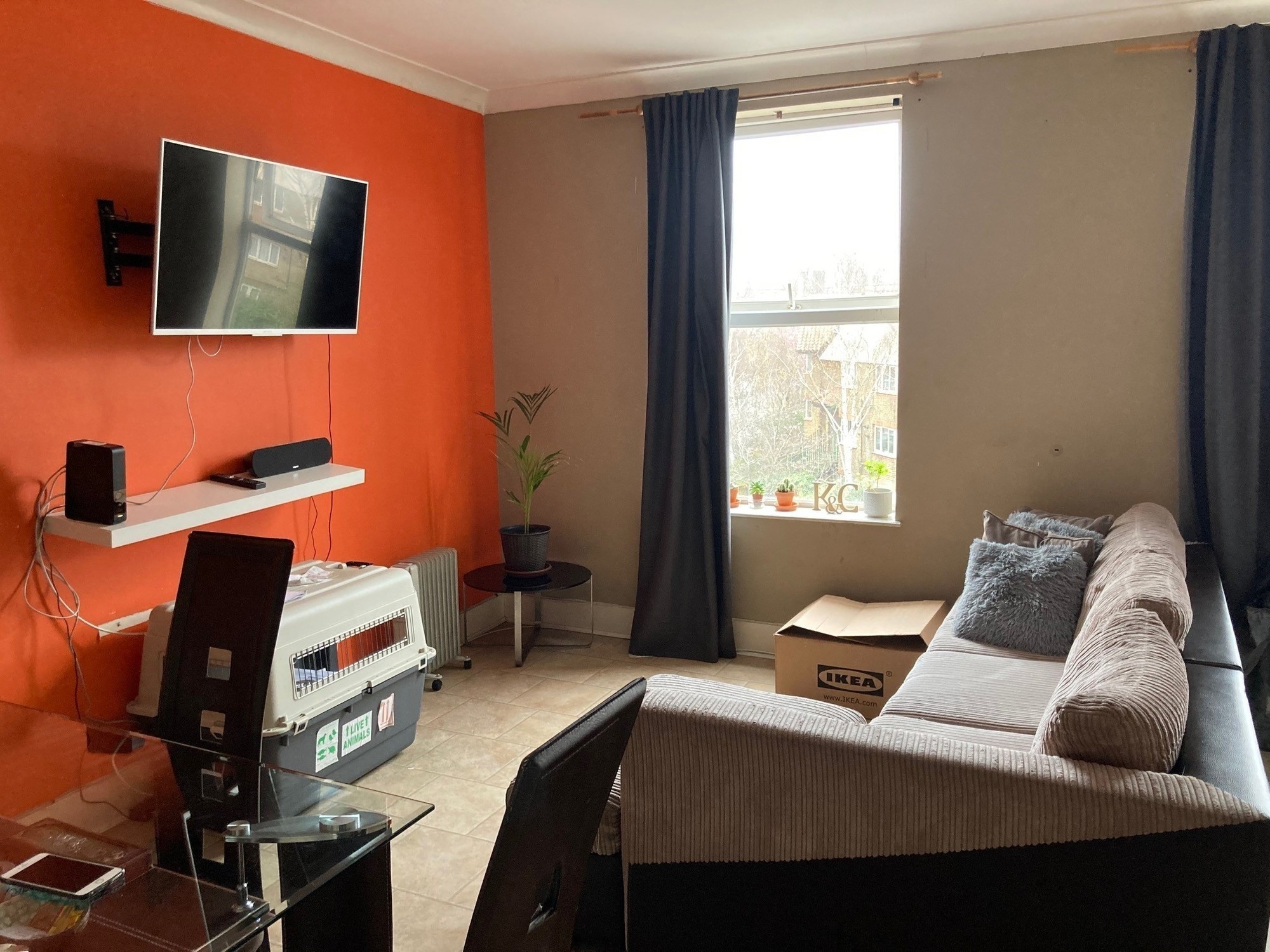 Flat 2, 46 Brixton Road, Oval, London, SW9 6BT
