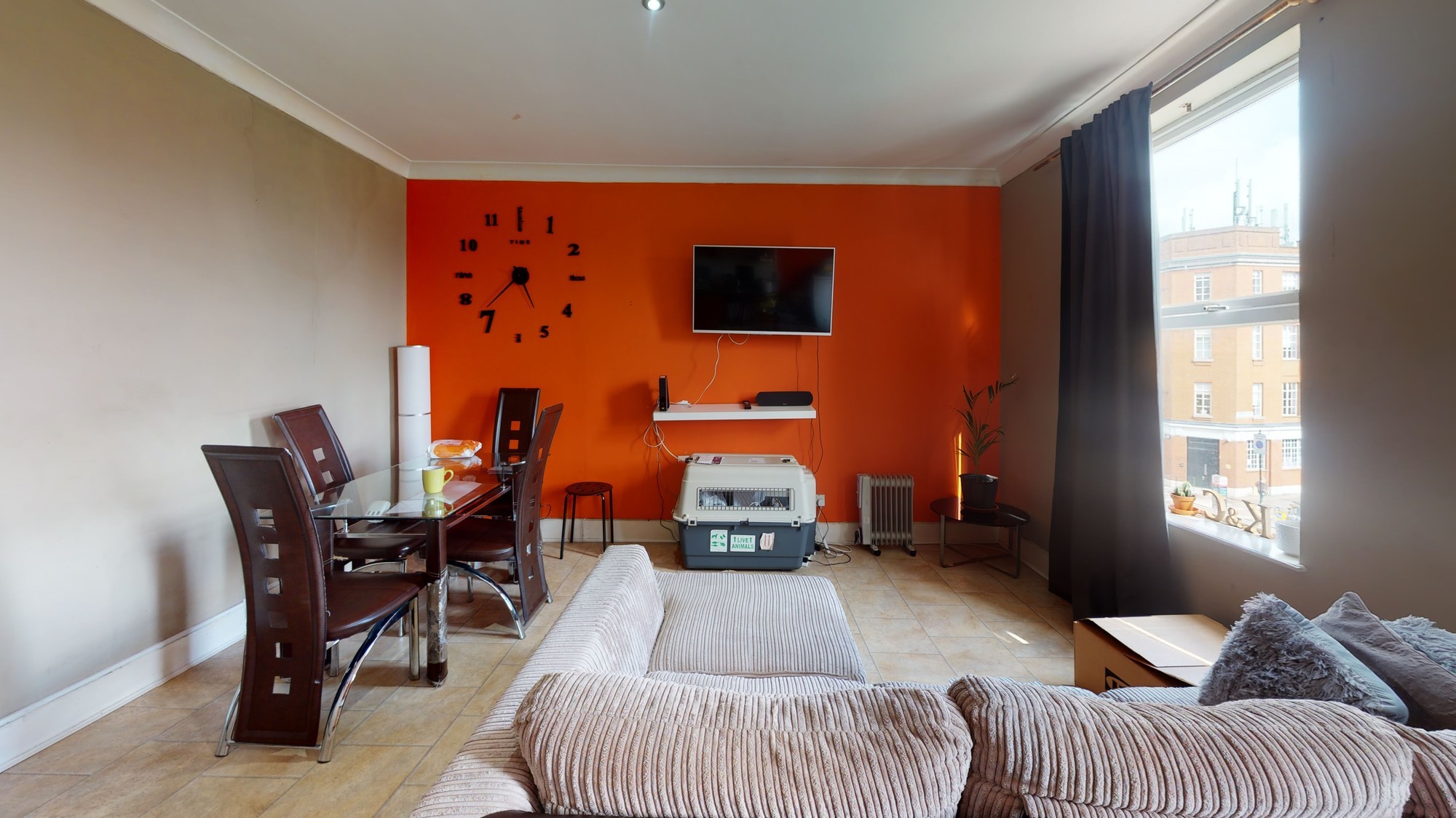 Flat 2, 46 Brixton Road, Oval, London, SW9 6BT
