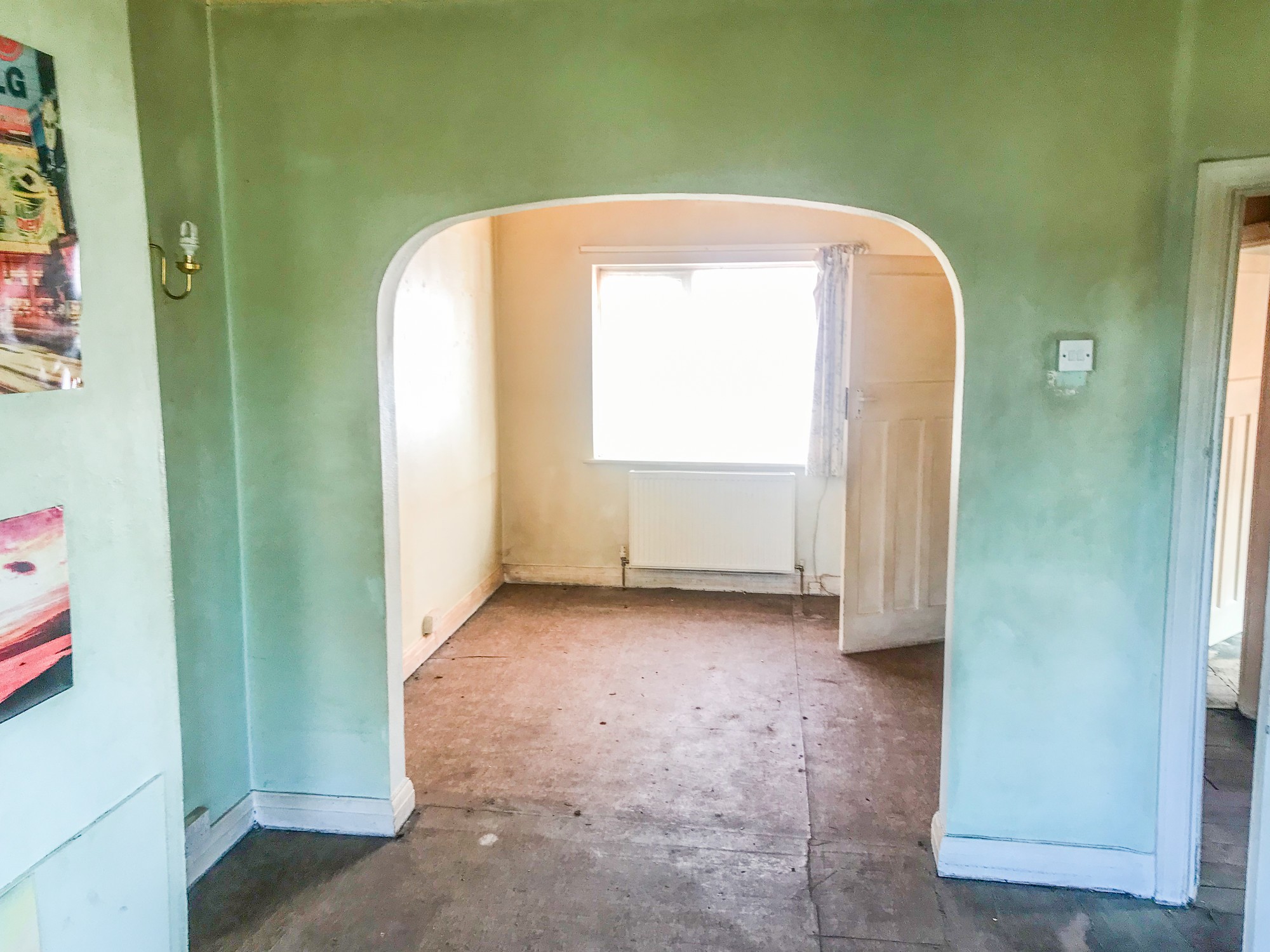 28 Fairmead Crescent, Edgware, HA8 8YQ
