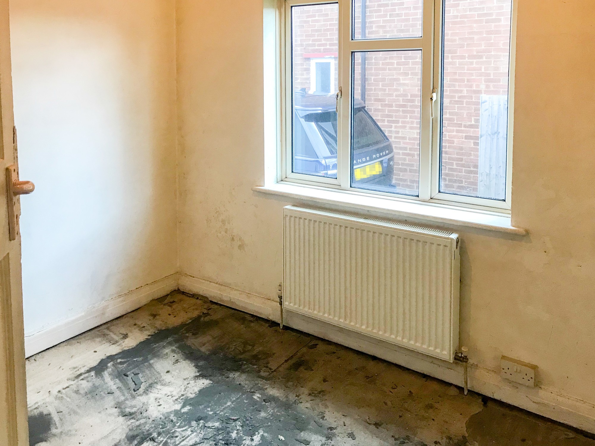 28 Fairmead Crescent, Edgware, HA8 8YQ
