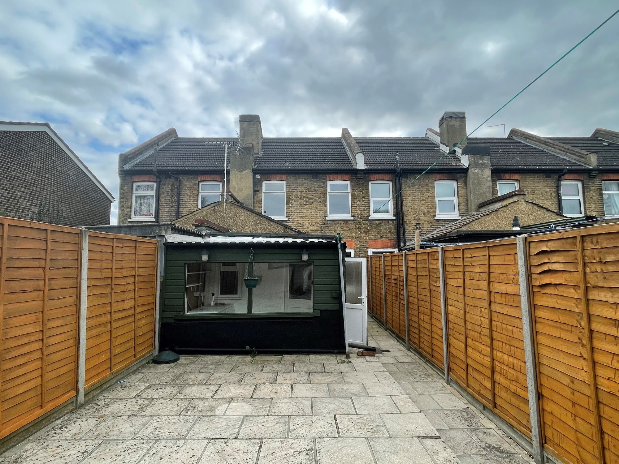23 Brickfield Lane, Harlington, Hayes, Middlesex, UB3 5DY
