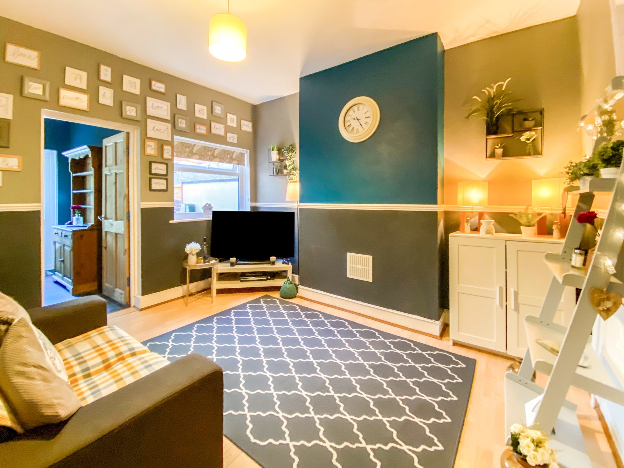 160A Links Road, Tooting, London SW17 9ES 
