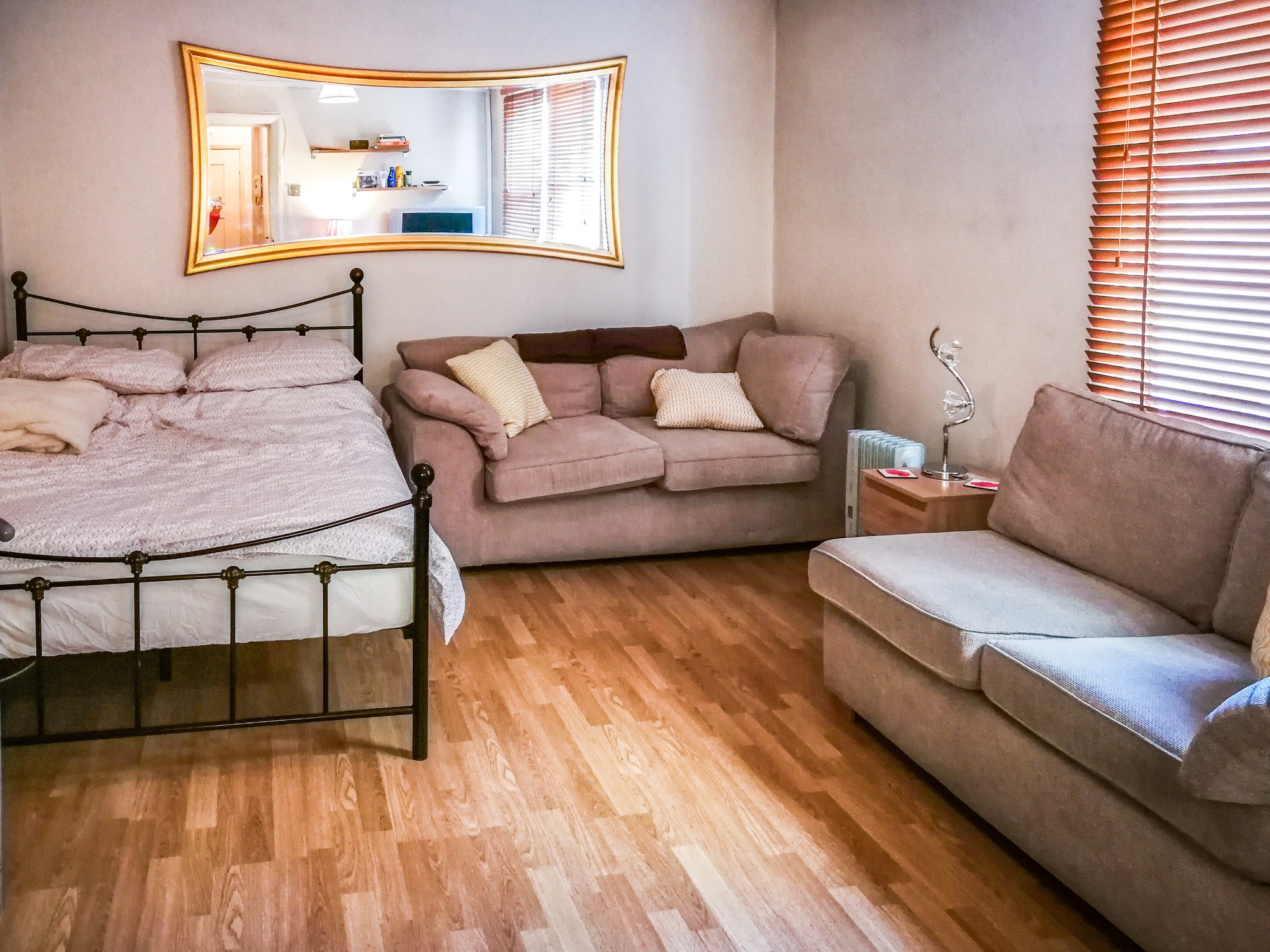 Flat 11, 13 Leinster Gardens, London, W2 6DR
