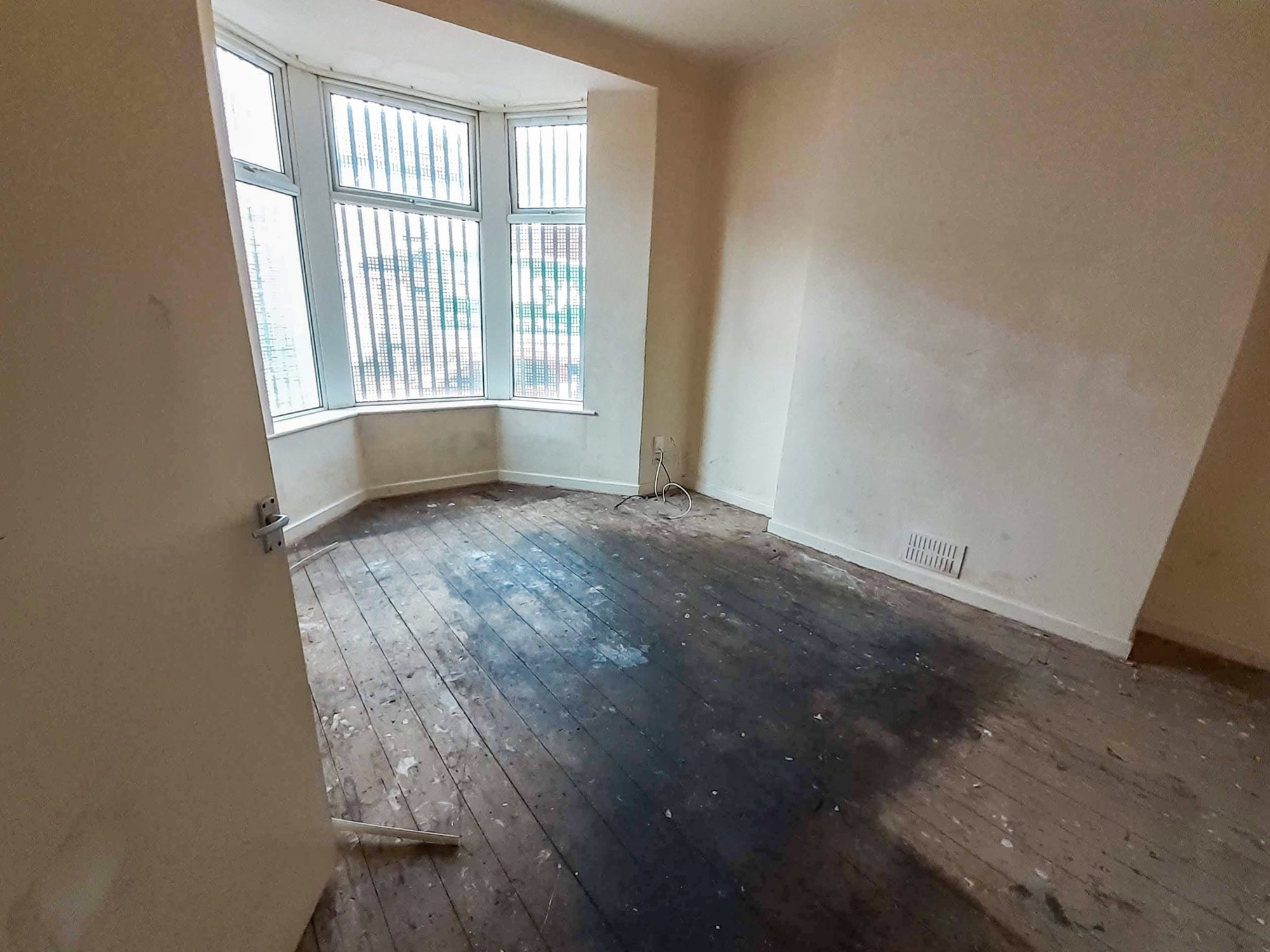 39 Livingstone Road, Blackpool, Lancashire, FY1 4BU