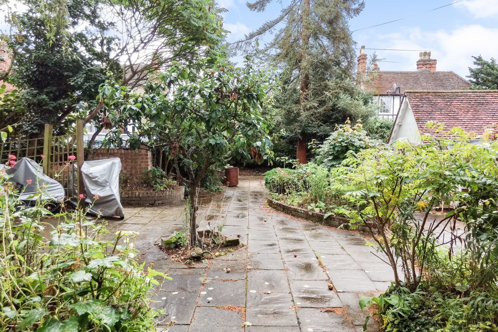 94 Maldon Road, Colchester, Essex CO3 3AL  &  2A Salisbury Avenue, Colchester, Essex CO3 3DN