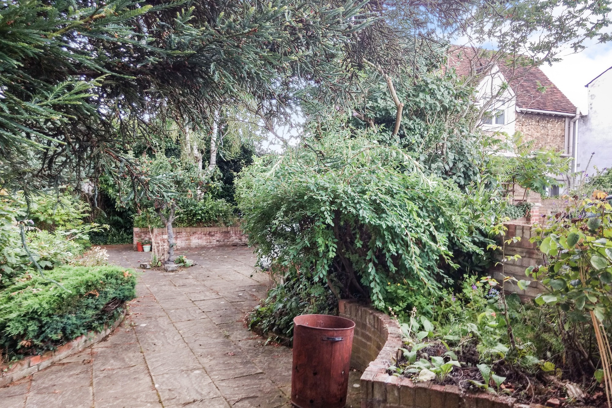 94 Maldon Road, Colchester, Essex CO3 3AL  &  2A Salisbury Avenue, Colchester, Essex CO3 3DN