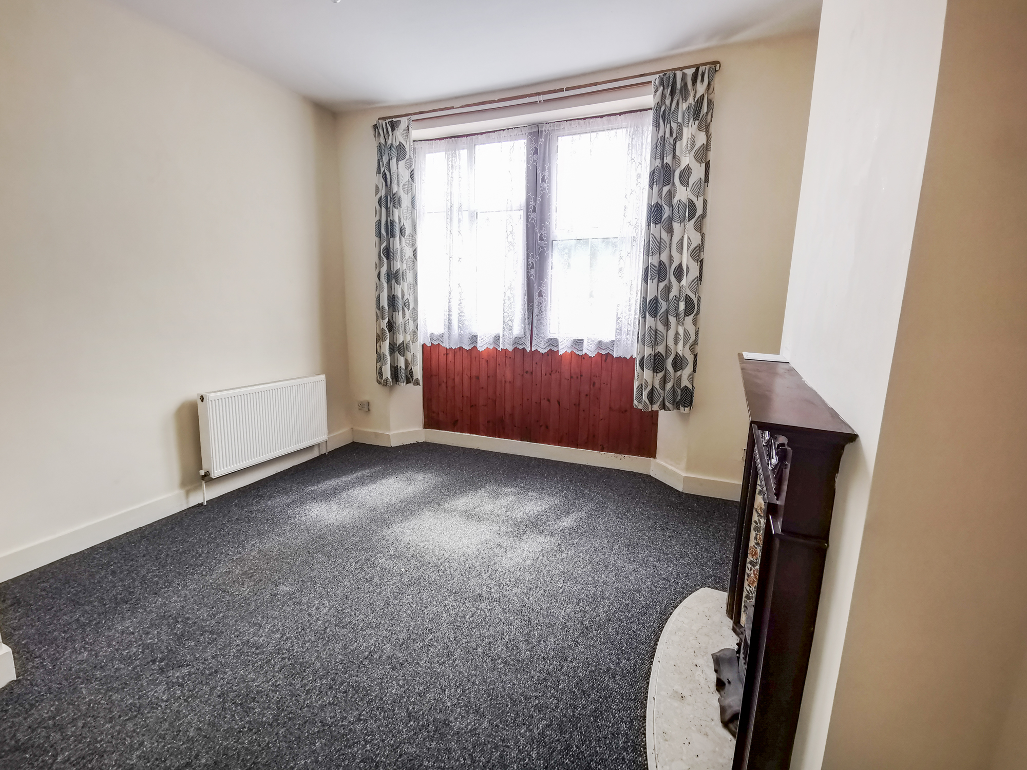 Flat 1, 139 Hainault Road, Leytonstone, London, E11 1DT
