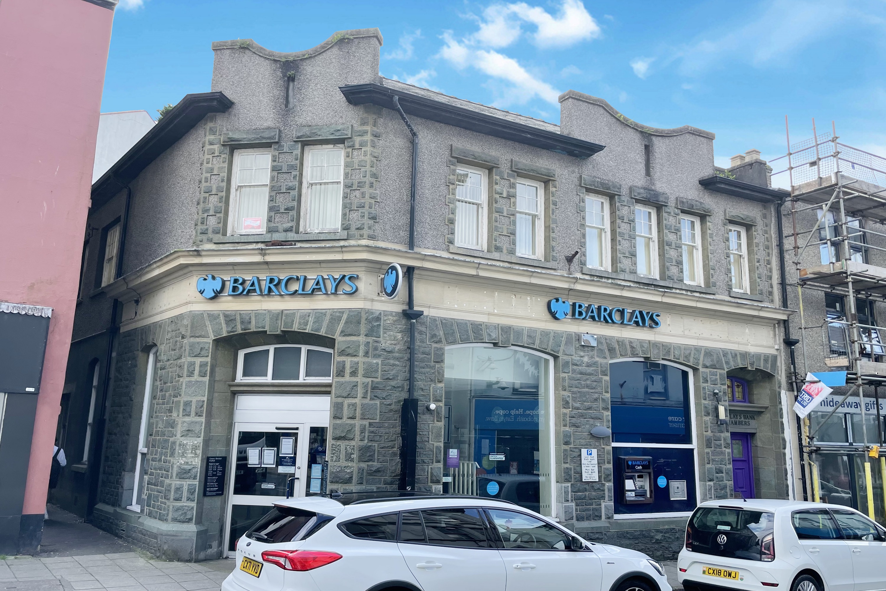 64 High Street, Pwllheli, Wales LL53 5RL
