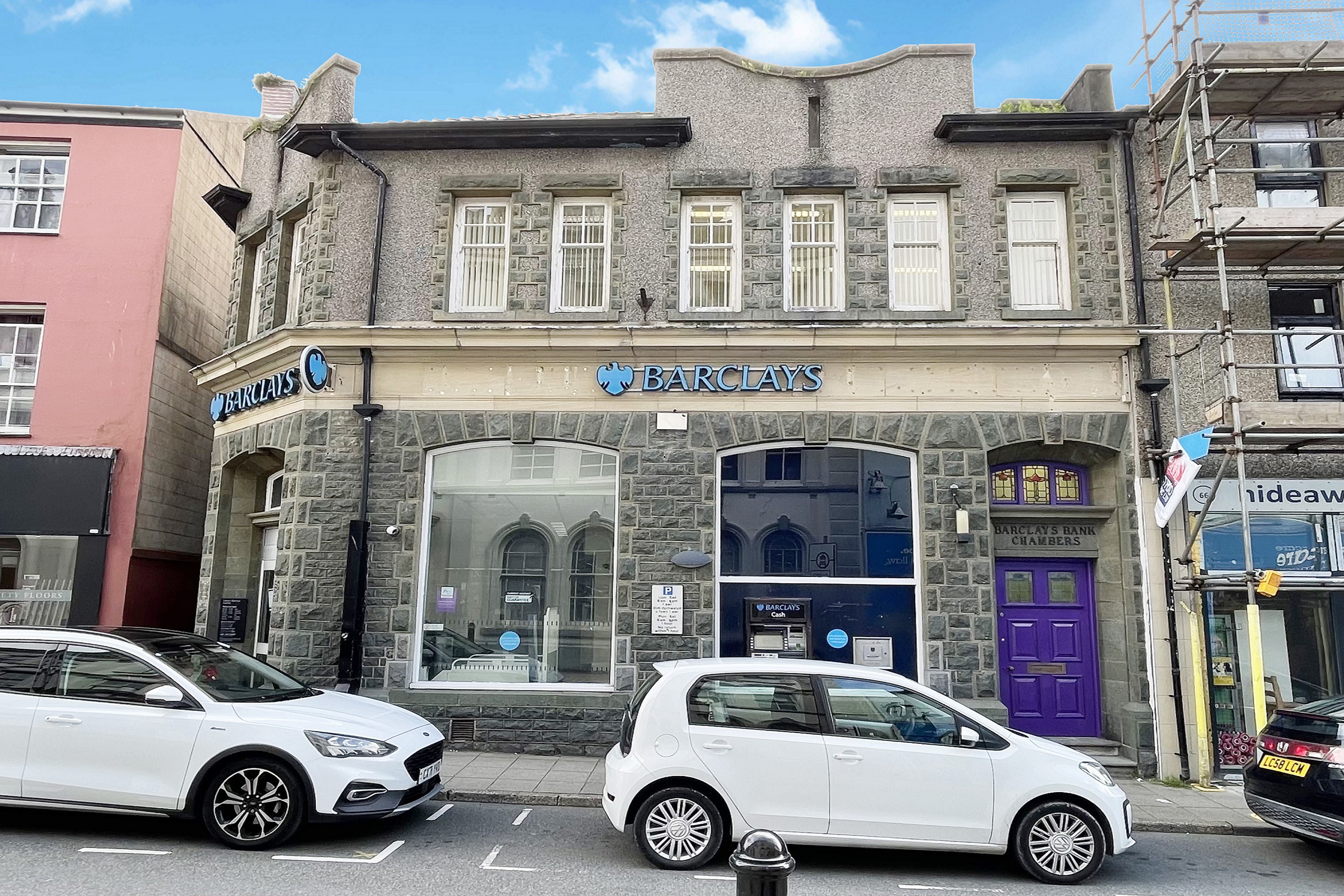 64 High Street, Pwllheli, Wales LL53 5RL
