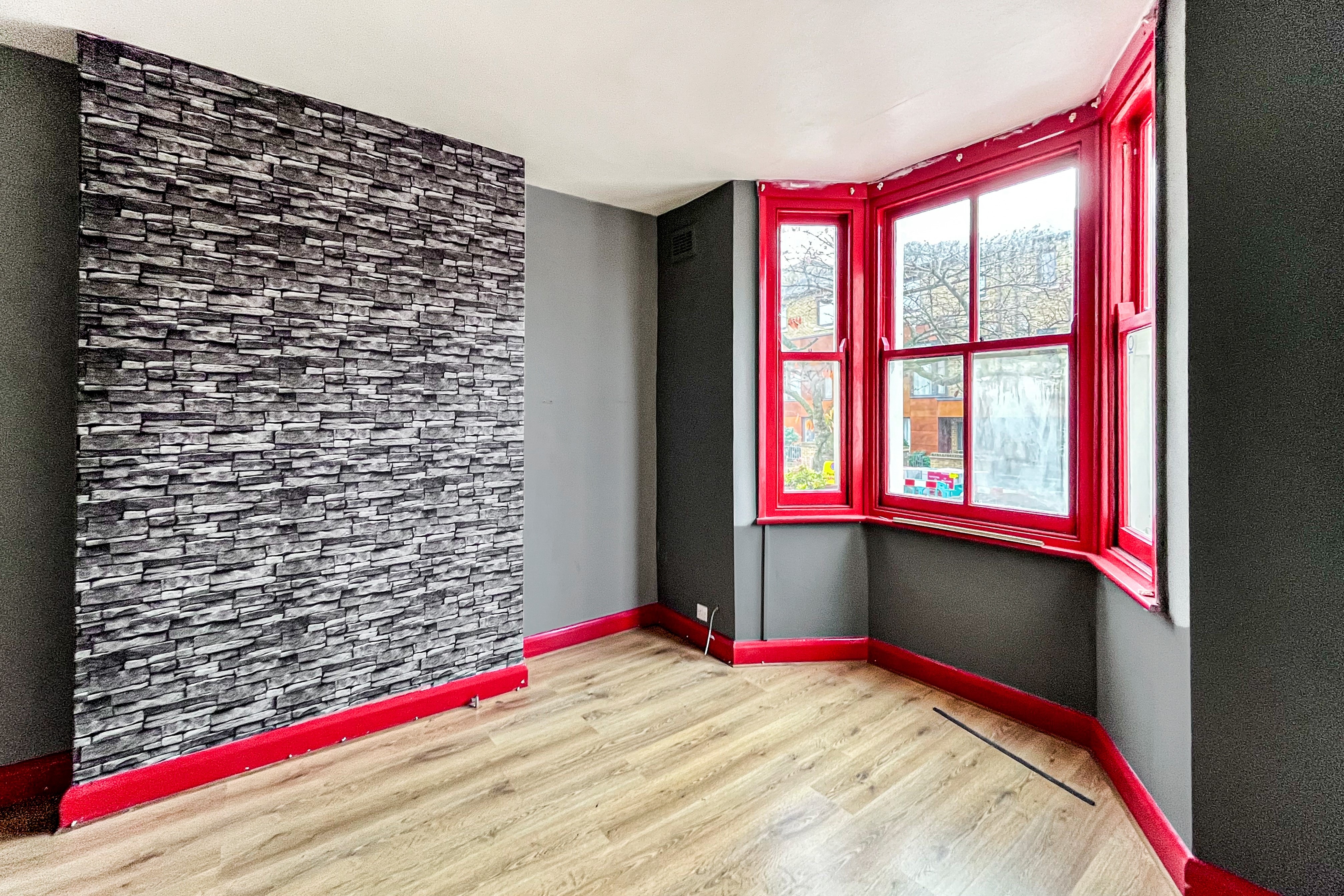 20A Gayford Road, London W12 9BN