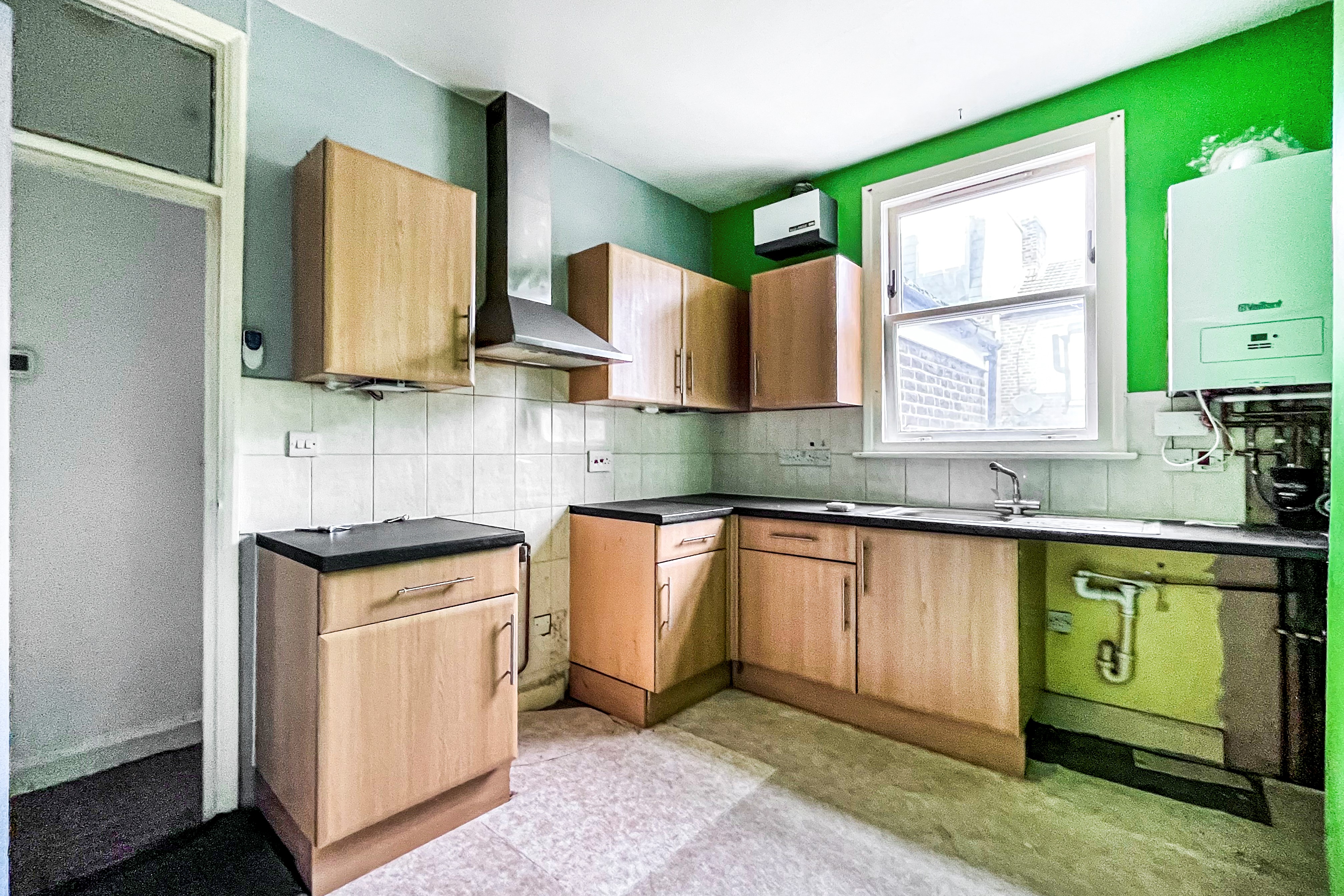 20A Gayford Road, London W12 9BN