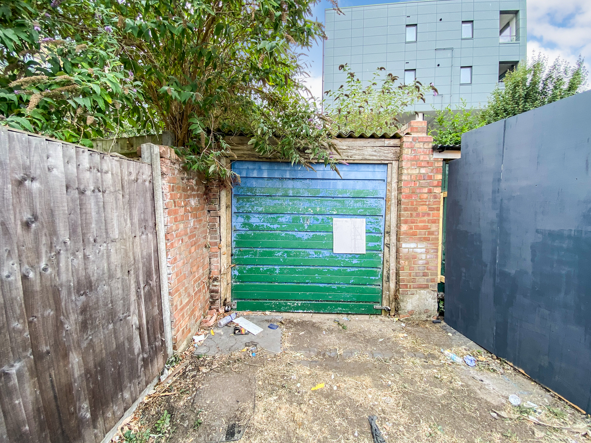 Garage to the Rear of Ruby Mews, Palmers Green, London N13 4EN
