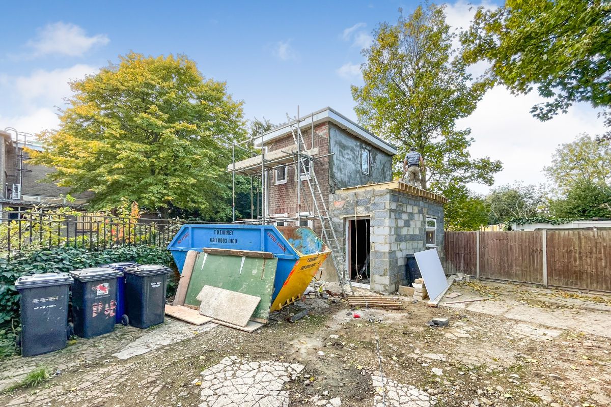 Land rear of 20 Hendon Lane, Finchley, London, N3 1TR