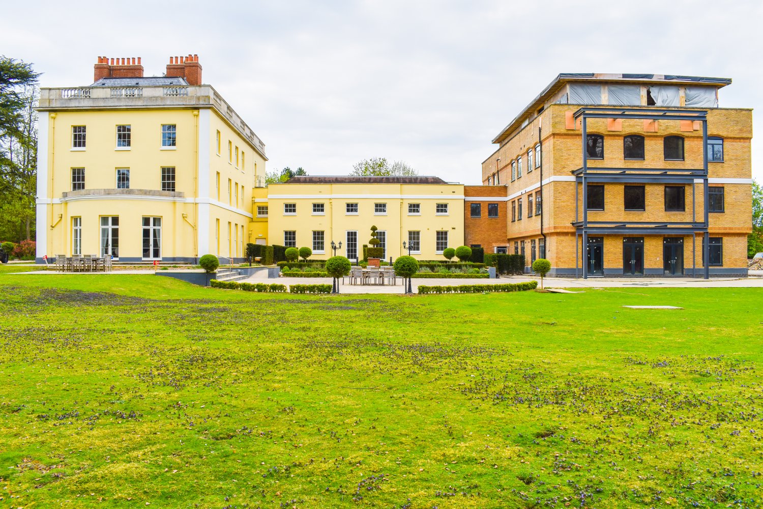 Westhorpe House, Marlow, Buckinghamshire SL7 3FJ