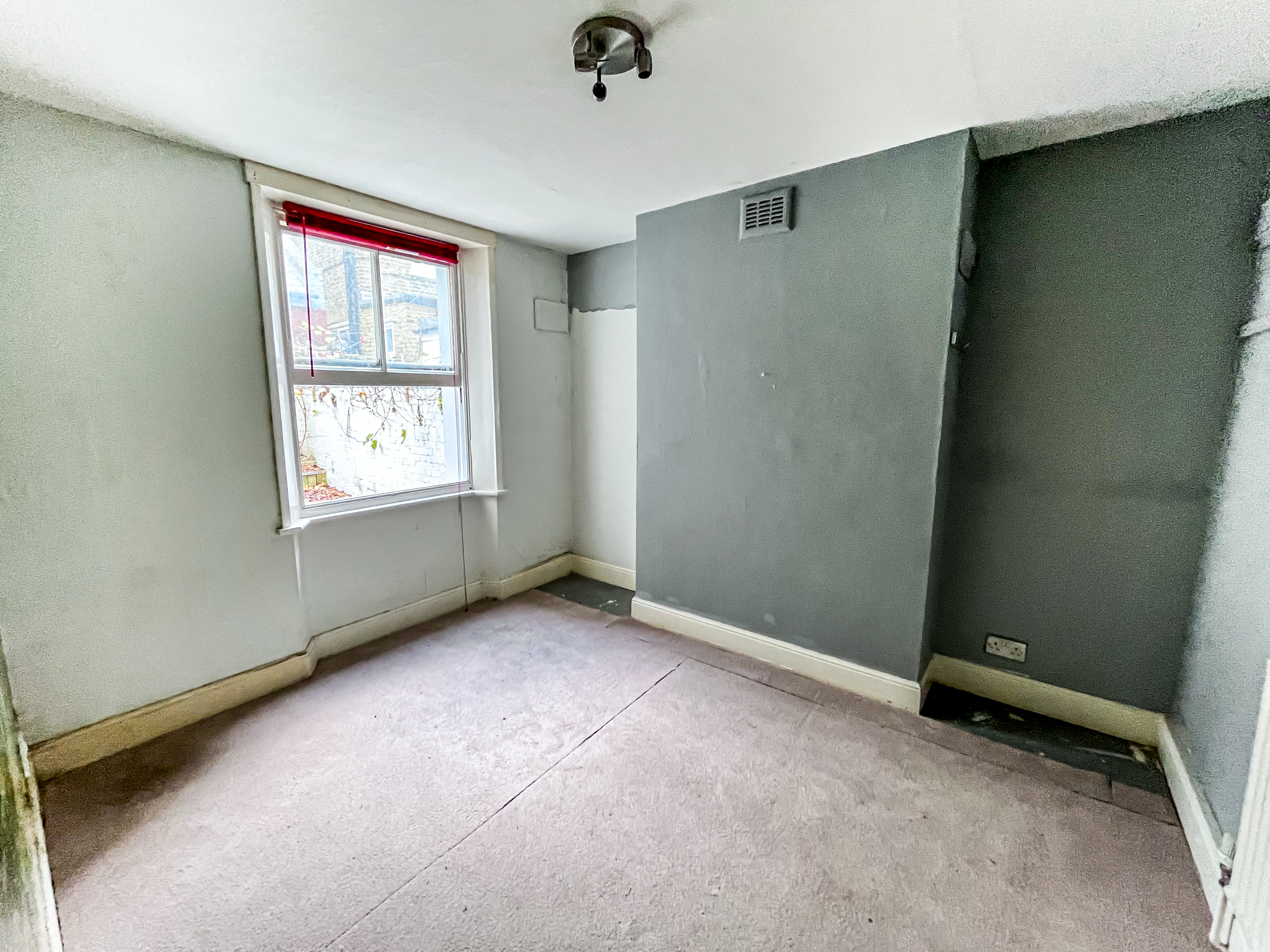 20A Gayford Road, London W12 9BN