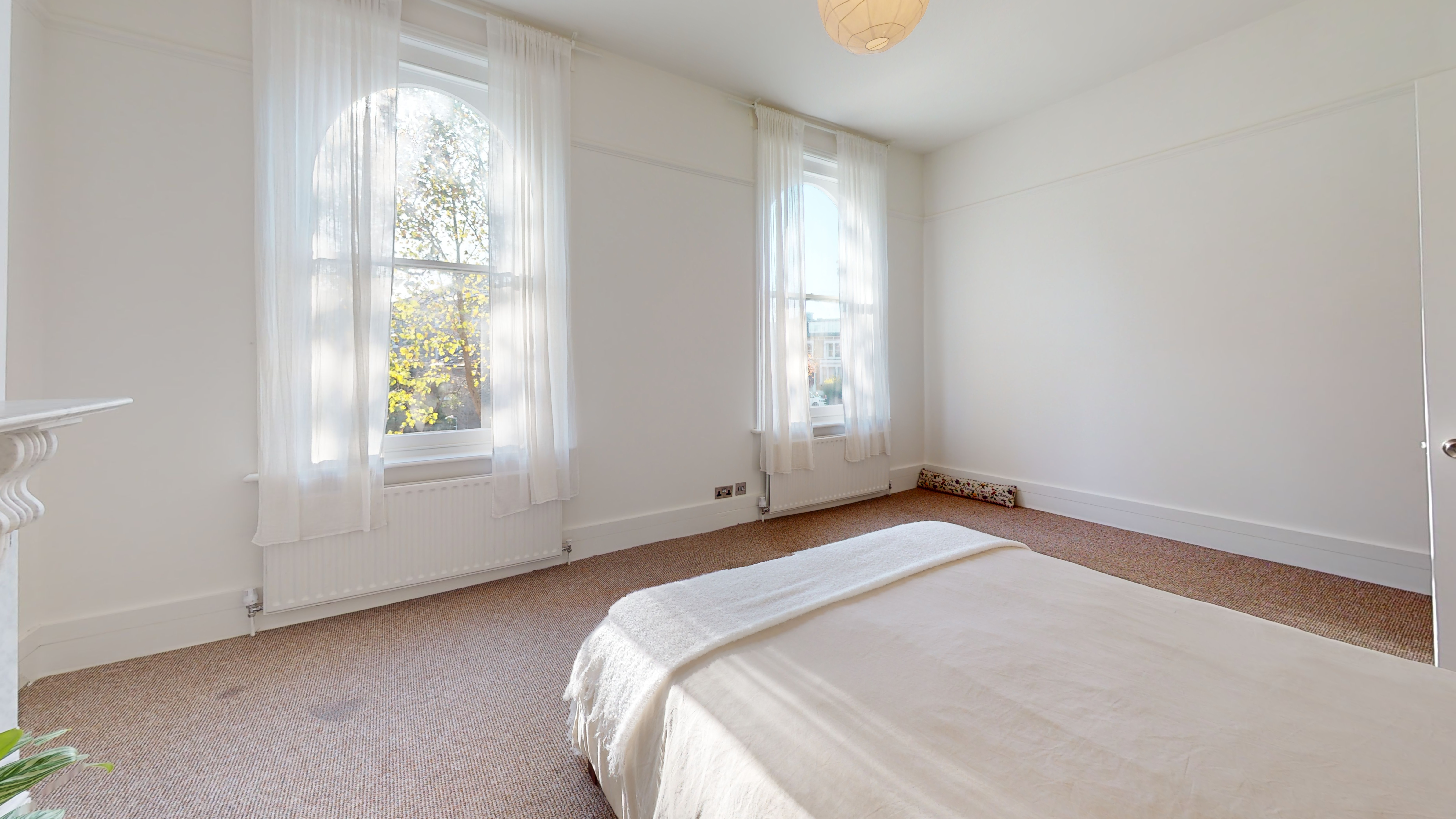 1 Digby Crescent, Finsbury Park, London, N4 2HS
