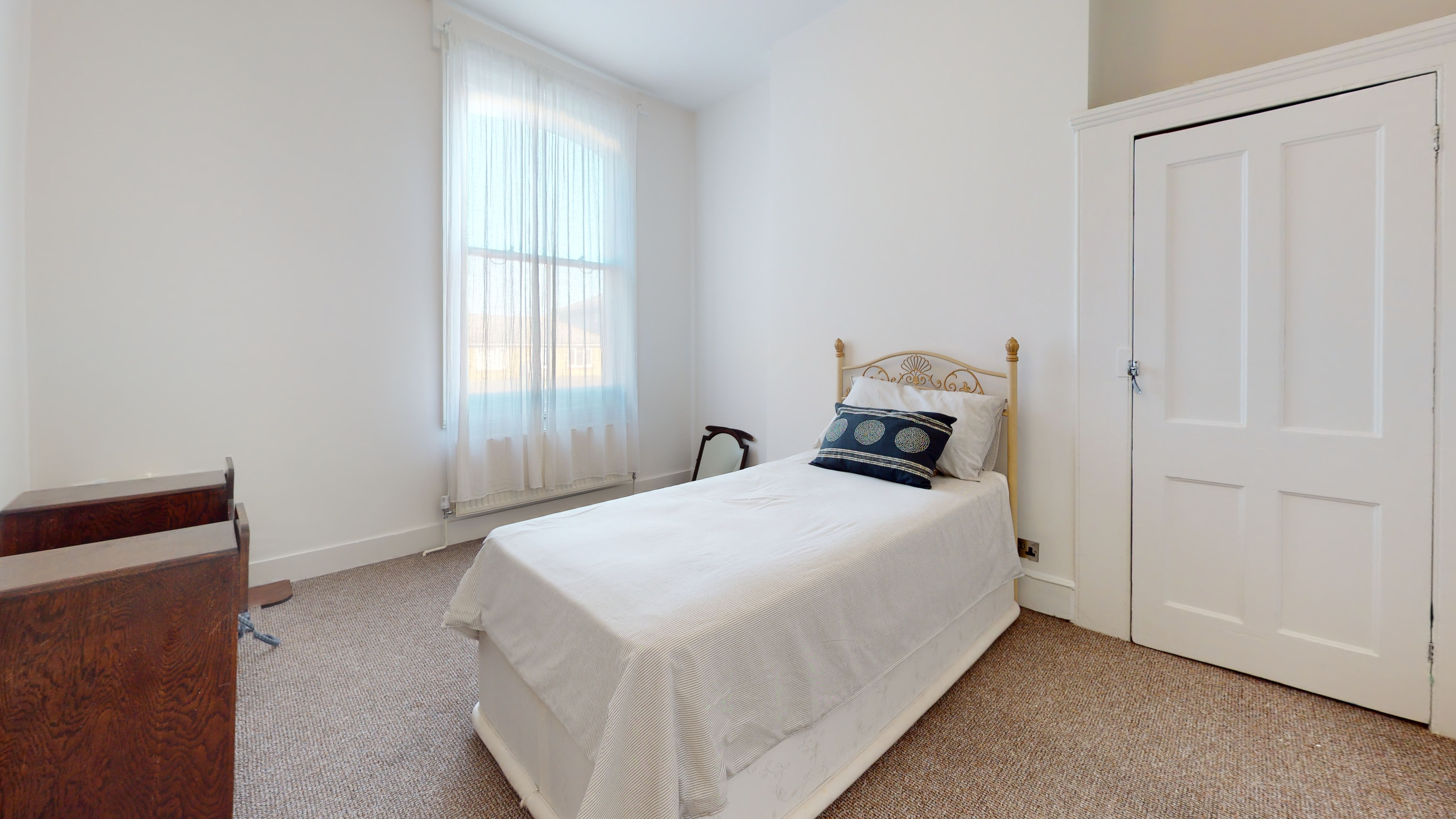 1 Digby Crescent, Finsbury Park, London, N4 2HS
