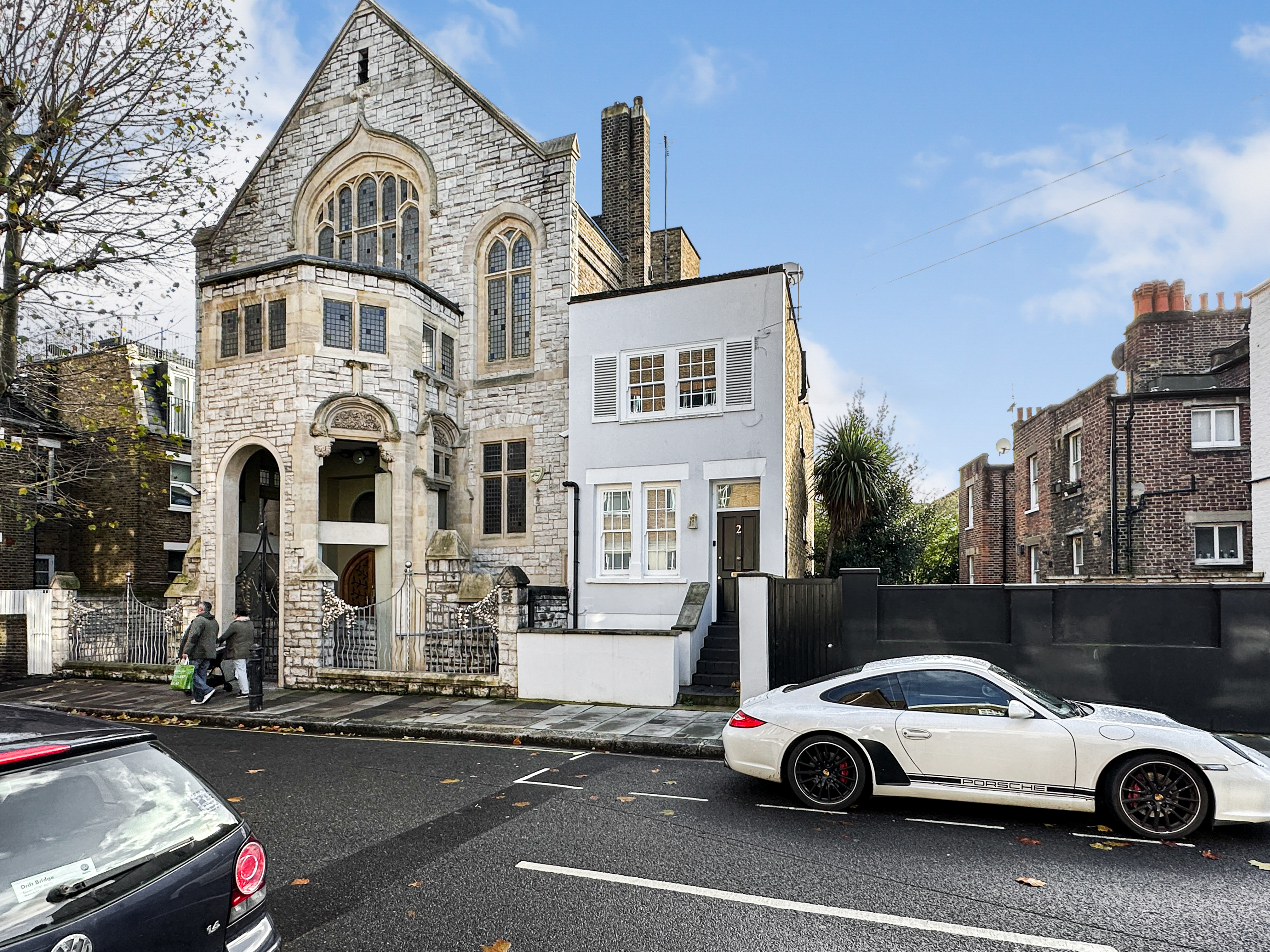 Flat with private garden, 2 Effie Road, Fulham, SW6 1TB
