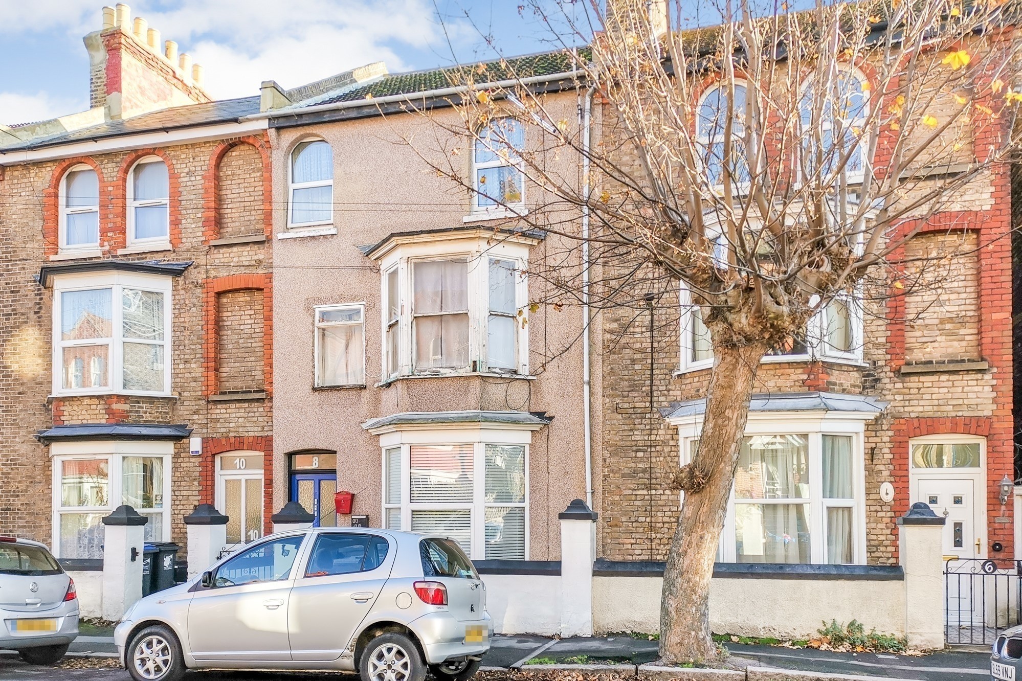 Flat 2, 8 Penshurst Road, Ramsgate, Kent, CT11 8EG
