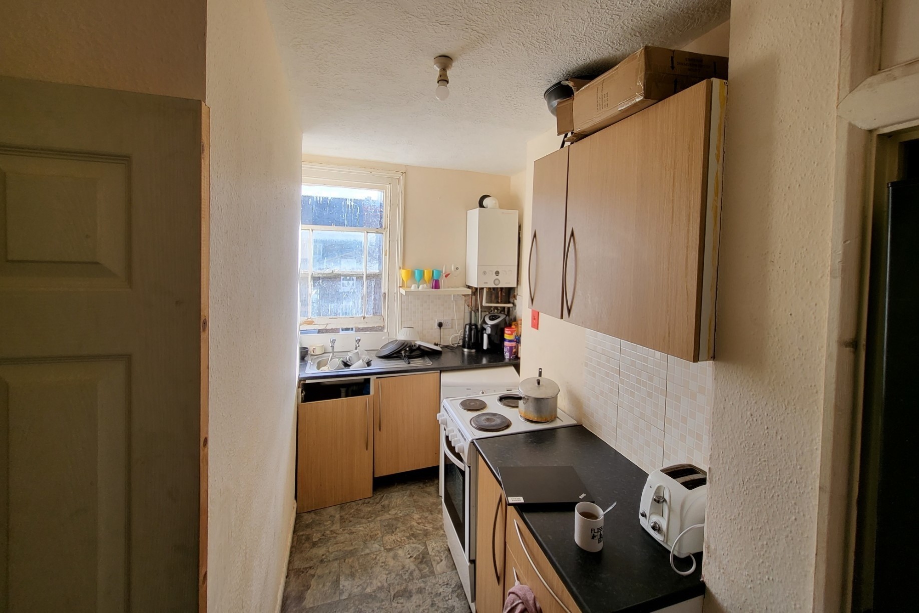 Flat 2, 8 Penshurst Road, Ramsgate, Kent, CT11 8EG
