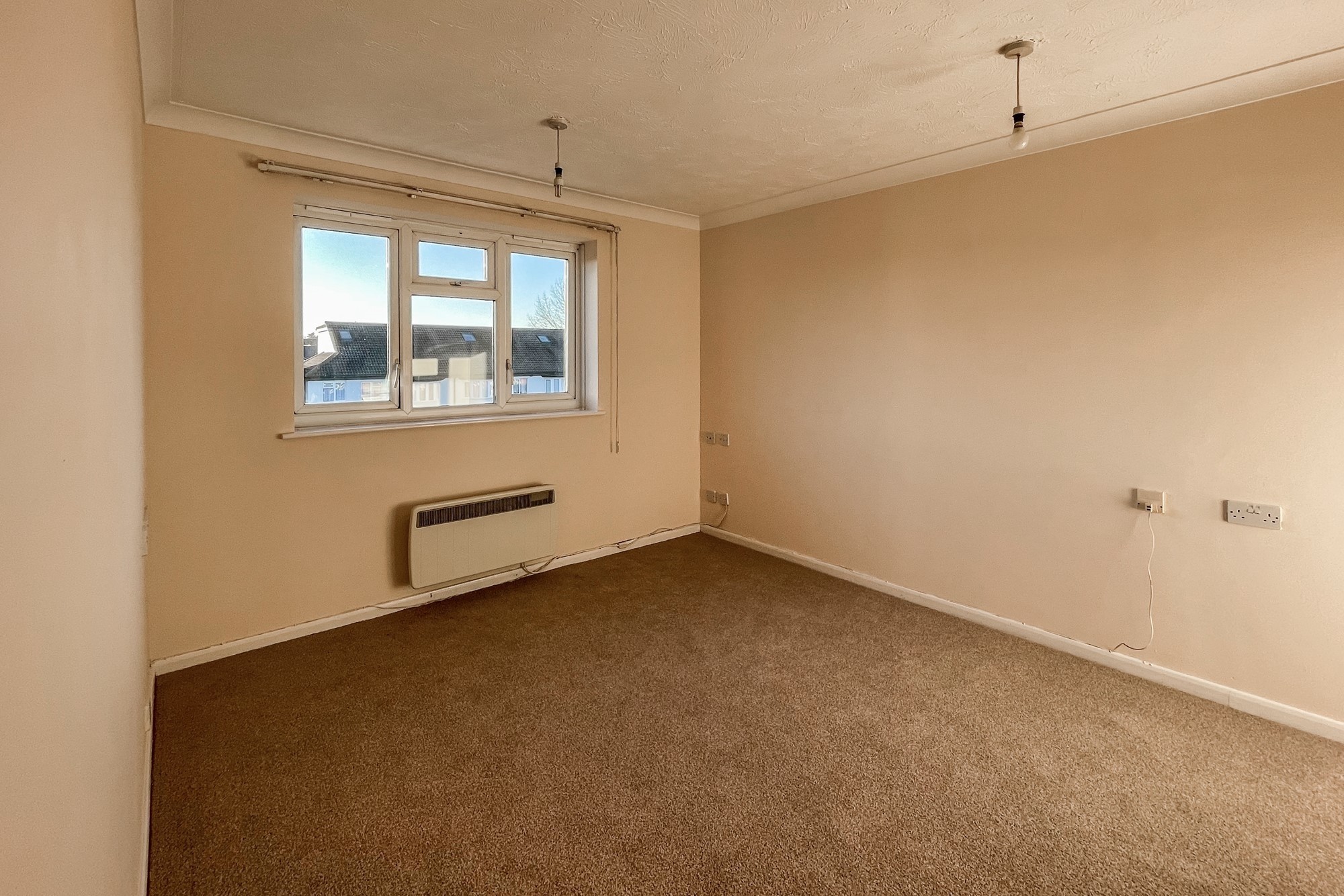35 Fairbanks Lodge, Furzehill Road, Borehamwood, Hertfordshire WD6 2DQ
