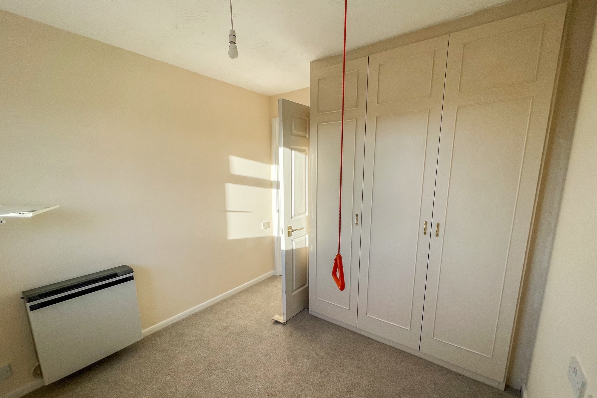 35 Fairbanks Lodge, Furzehill Road, Borehamwood, Hertfordshire WD6 2DQ
