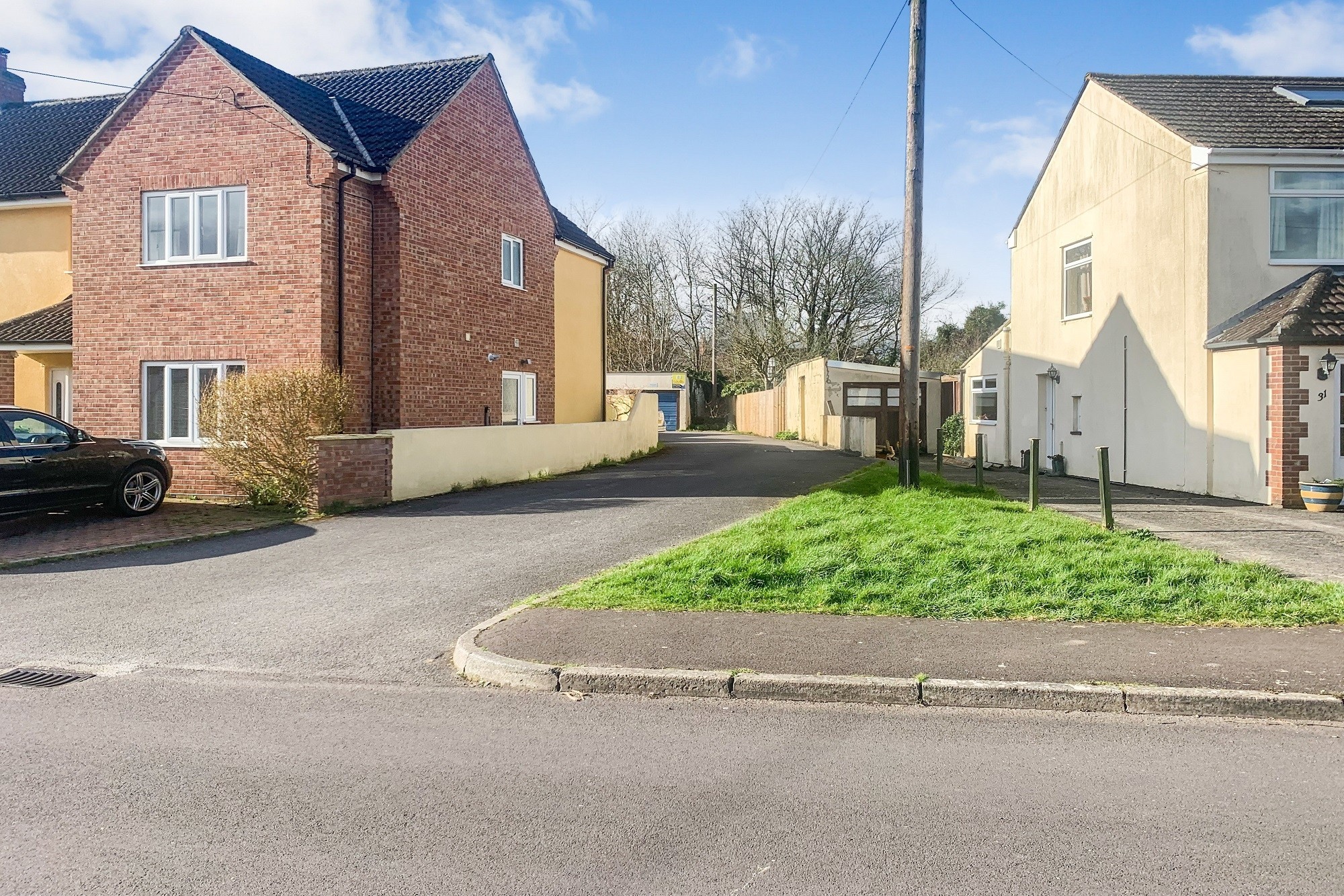 Garages at Welsford Avenue, Wells, Somerset, BA5 2HX