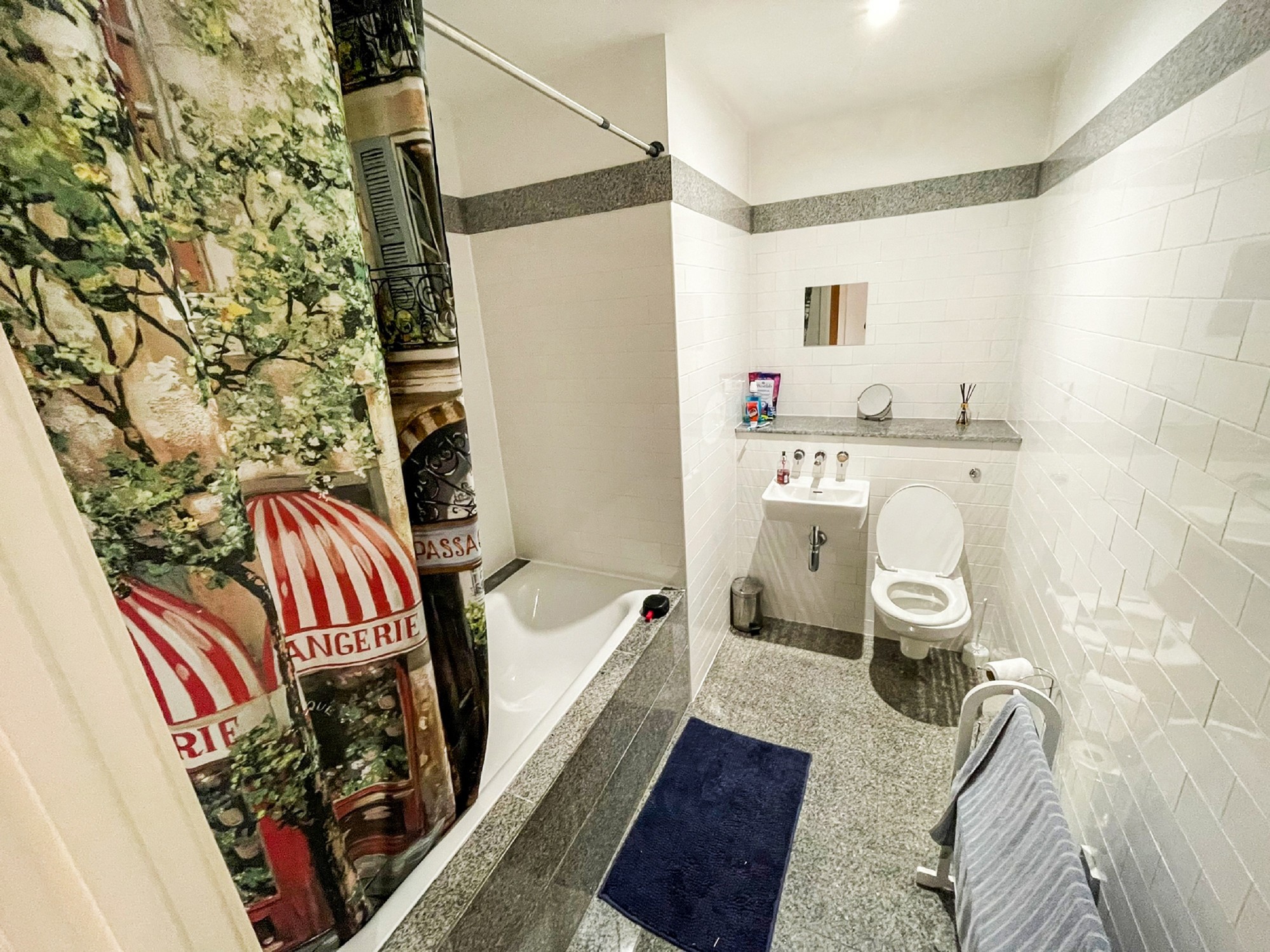 Apartment 514,  6 Oldham Road, Manchester, M4 5DB
