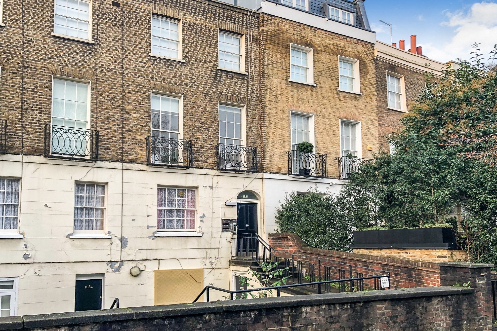 123B Lisson Grove, Marylebone, London, NW1 6UP
