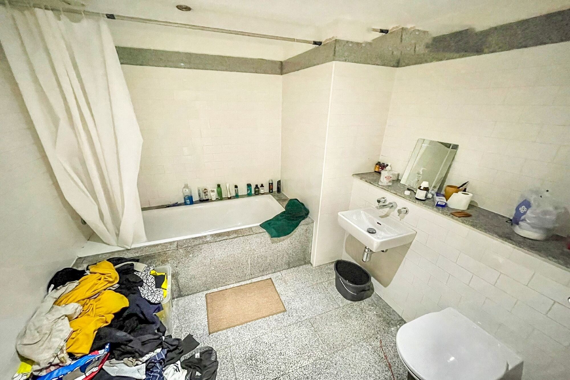 Apartment 410,  6 Oldham Road, Manchester, M4 5DB

