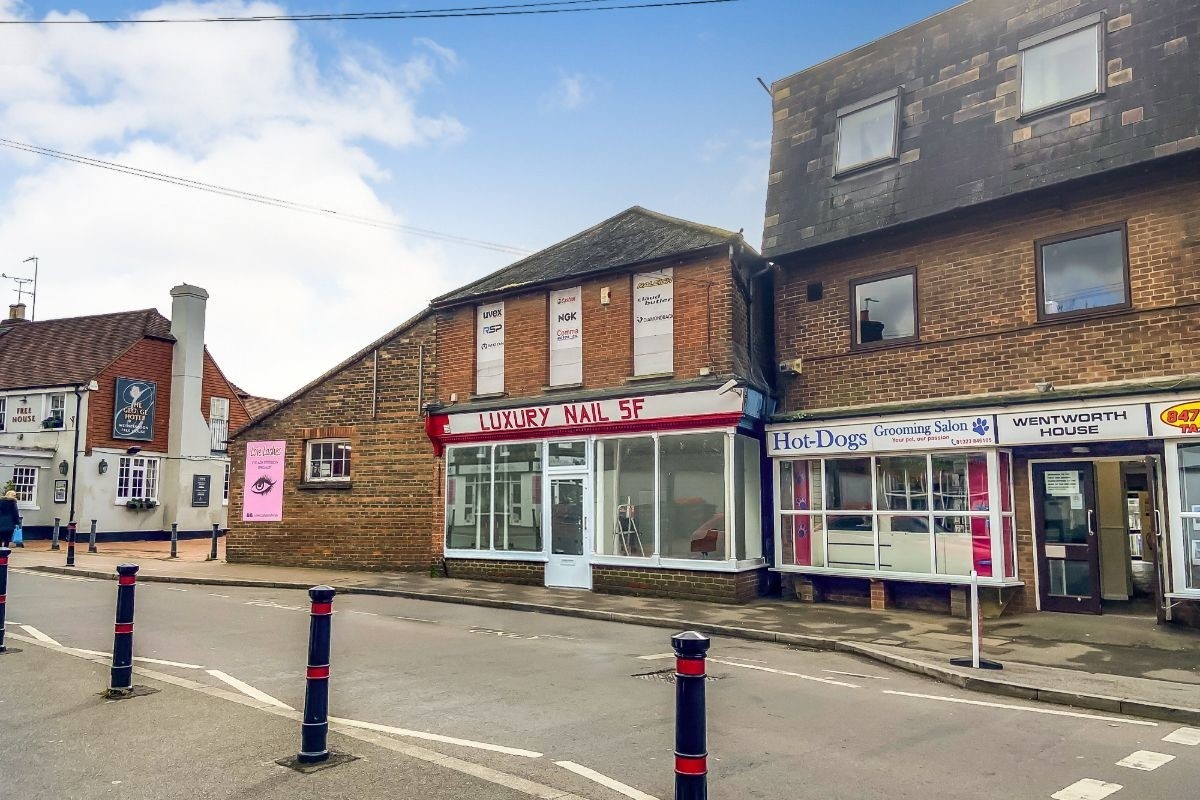5 George Street, Hailsham, East Sussex BN27 1AD