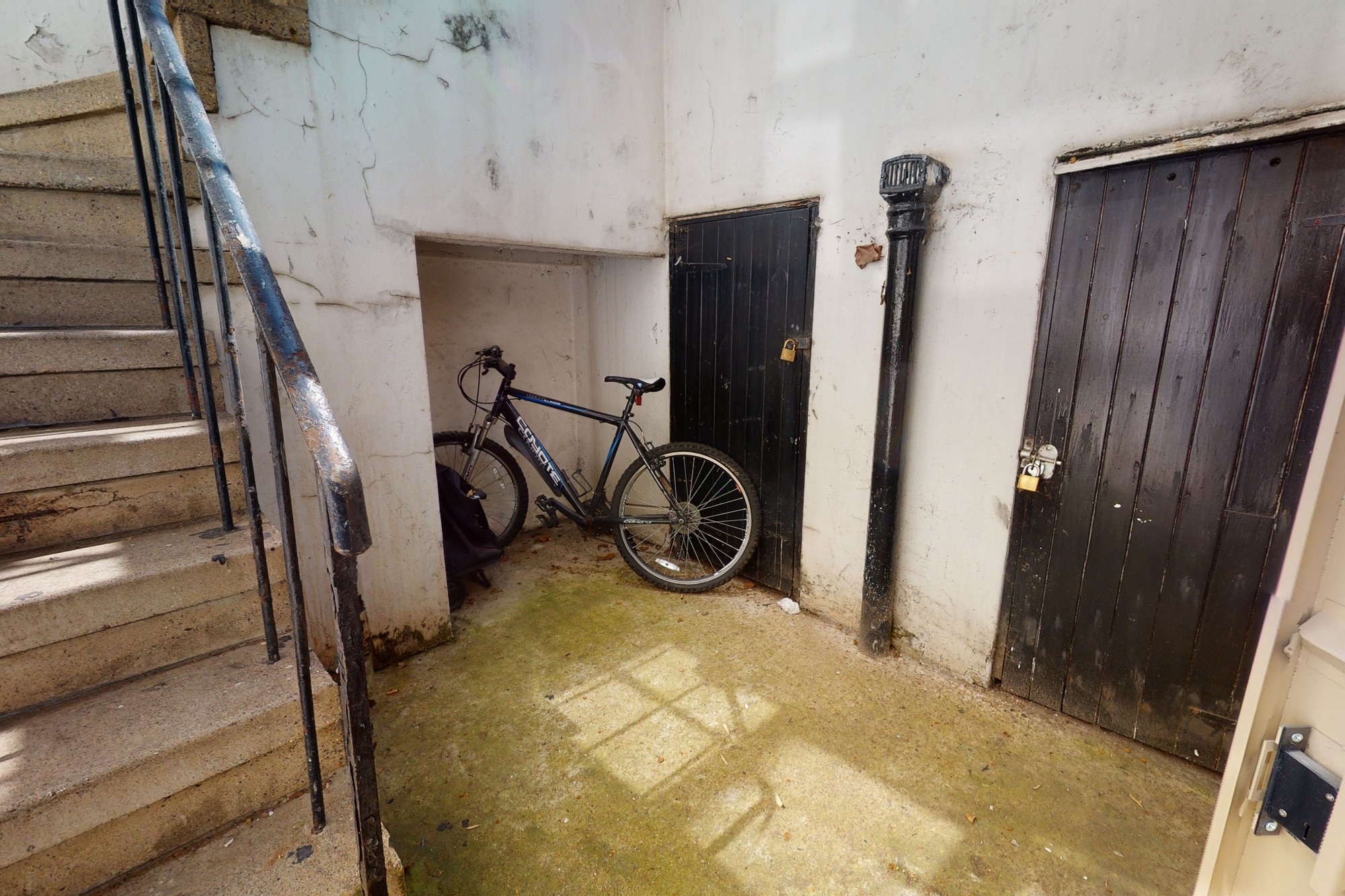 250A Gloucester Terrace, Bayswater, London, W2 6HU
