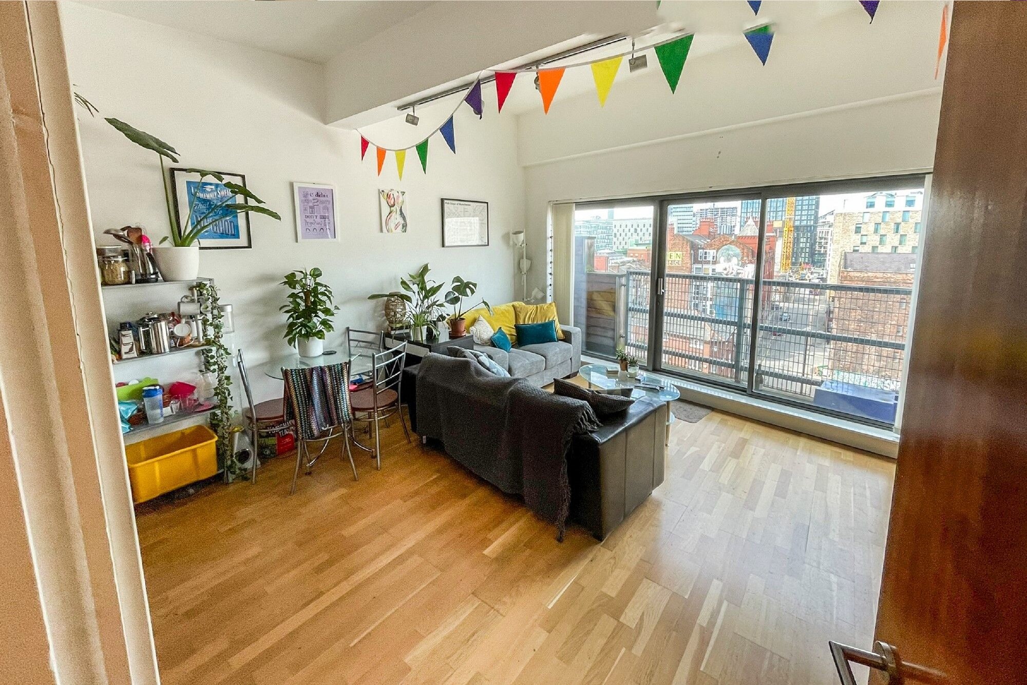 Apartment 508,  6 Oldham Road, Manchester, M4 5DB