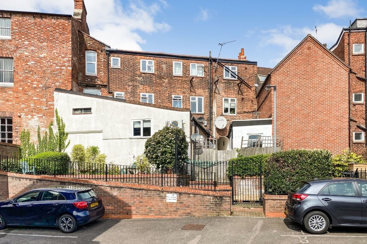 33-37 Castle Street, Reading, Berkshire, RG1 7SB