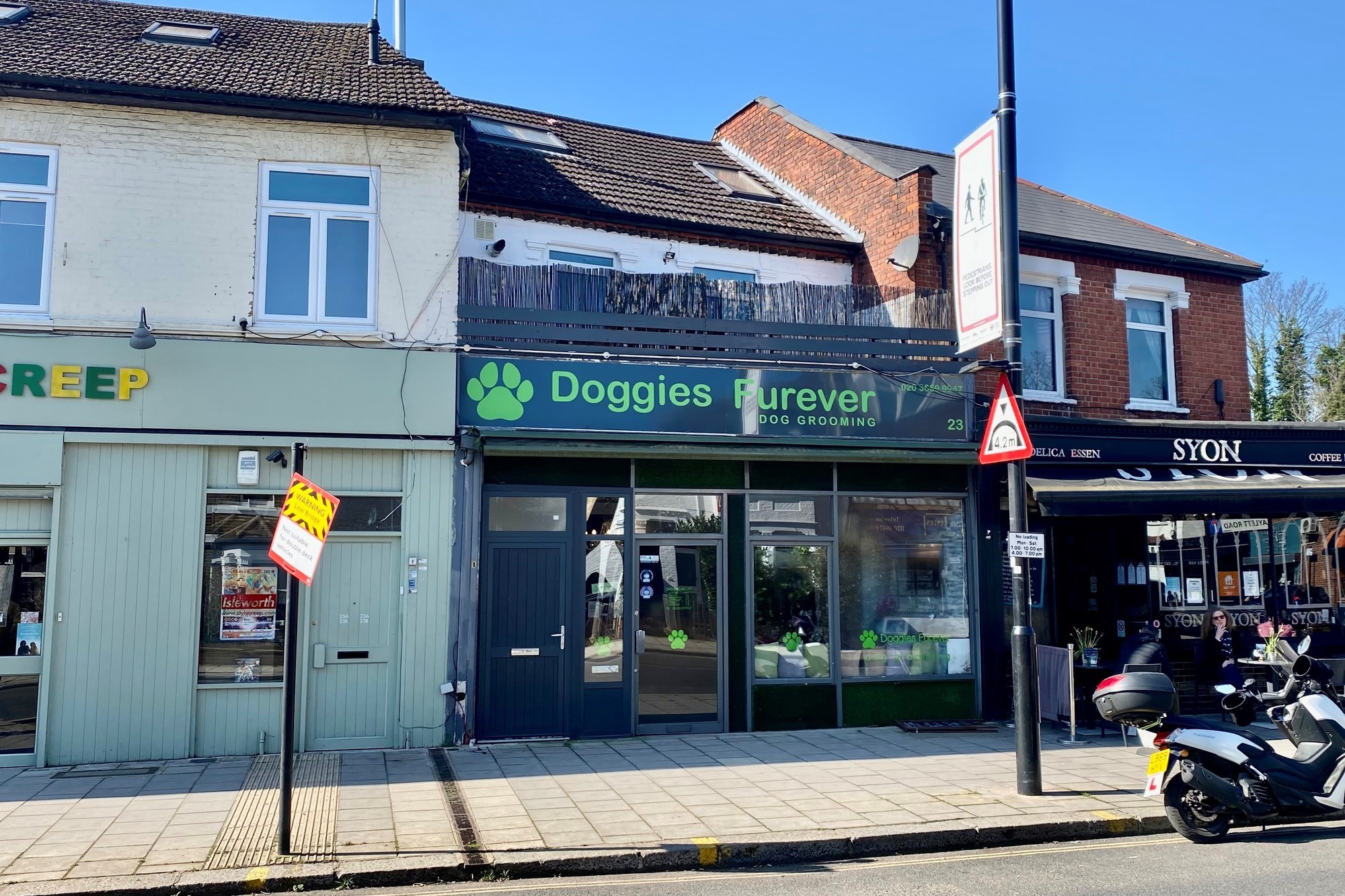 23 St Johns Road, Isleworth, Middlesex TW7 6NB