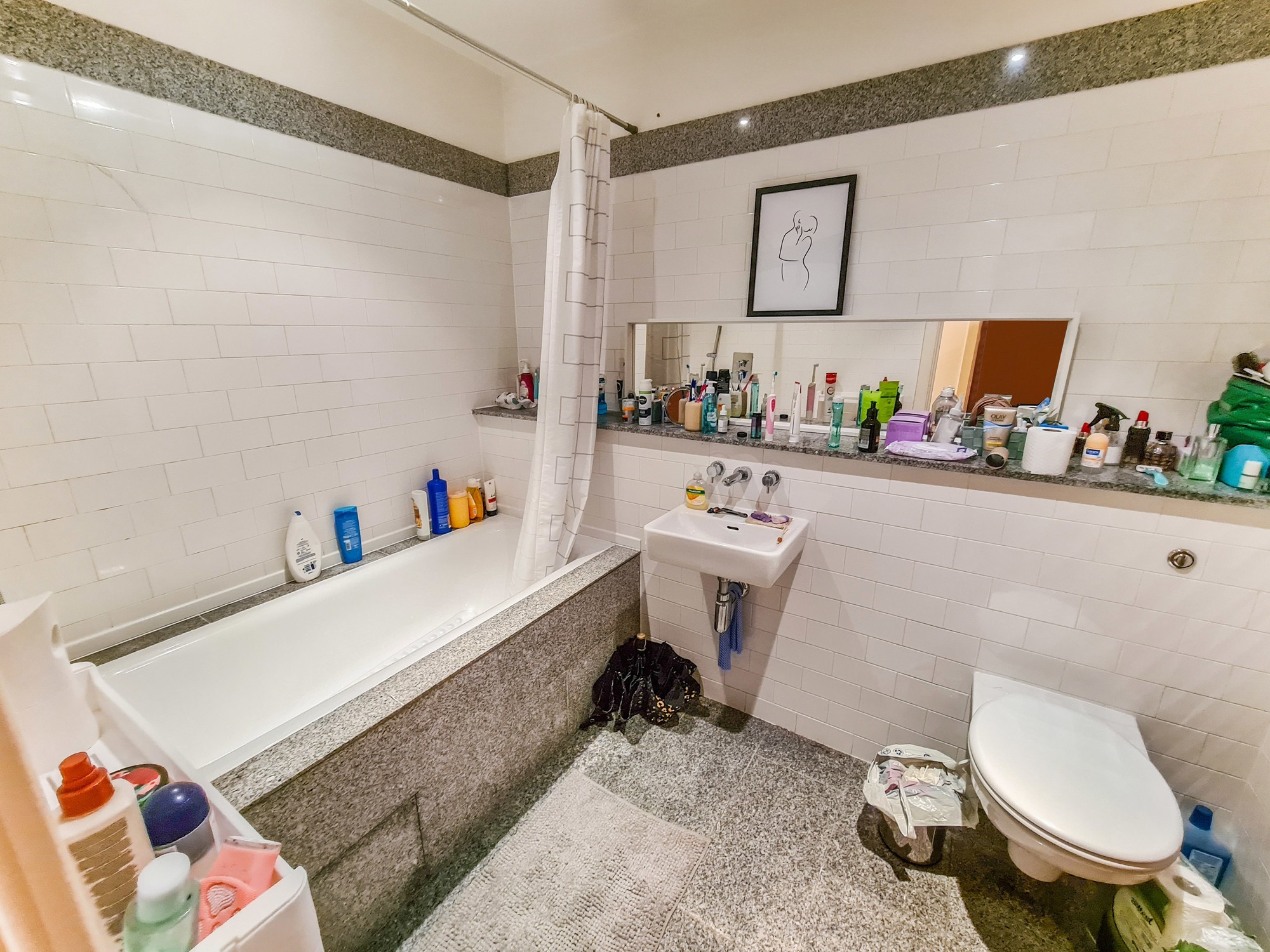 Apt 511, 6 Oldham Road, Manchester, M4 5DB
