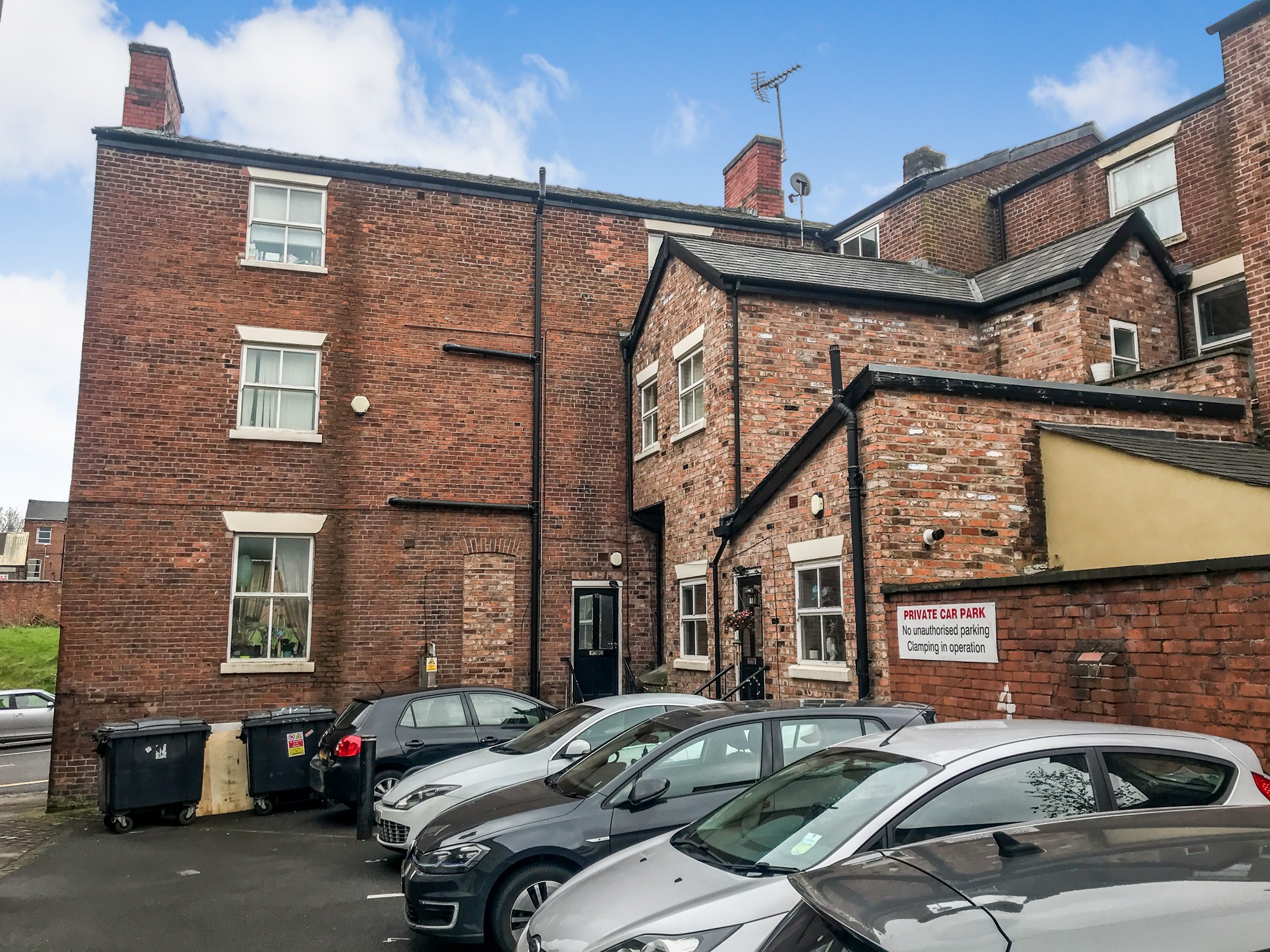 33/35 Middle Hillgate and 1 Waterloo Road, Stockport, Cheshire SK1 3BD