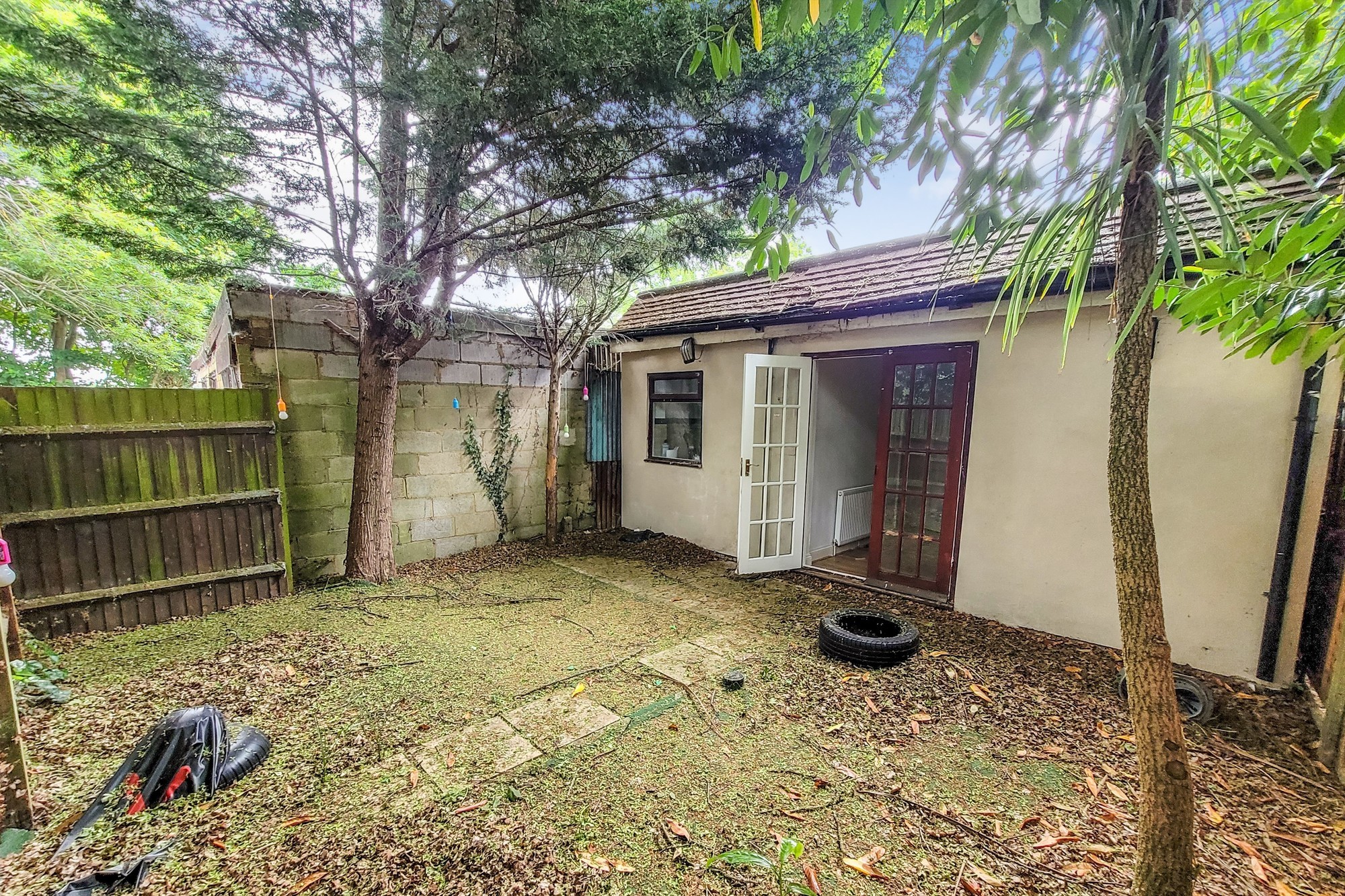 190B Wood Lane, Isleworth, Middlesex TW7 5EH