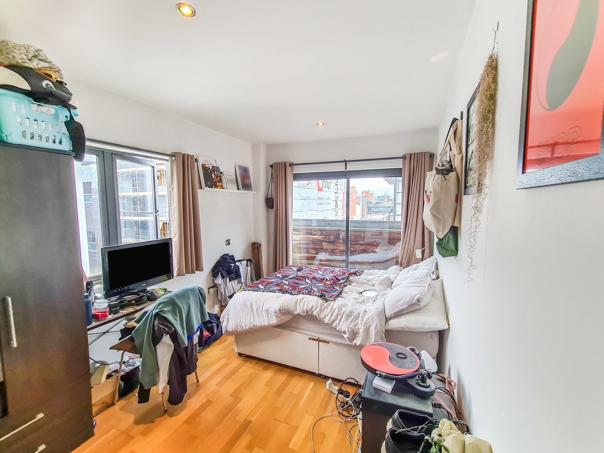 Apt 501, 6 Oldham Road, Manchester, M4 5DB

