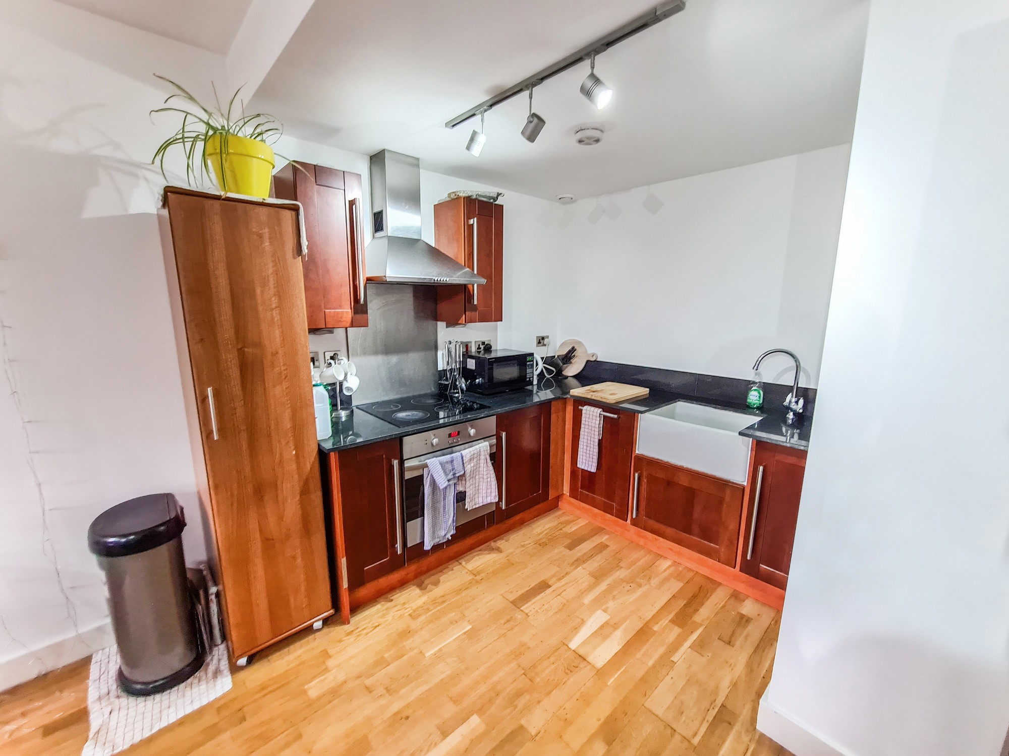 Apt 404, 6 Oldham Road, Manchester, M4 5DB
