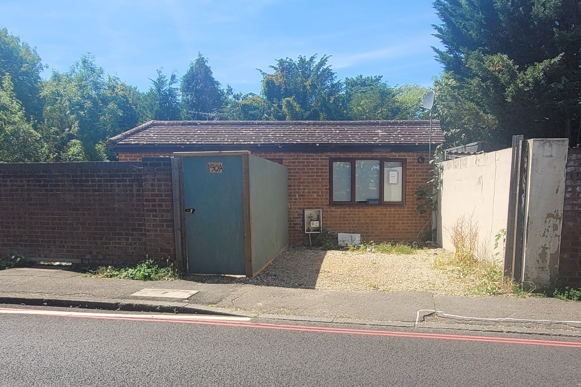 190B Wood Lane, Isleworth, Middlesex TW7 5EH