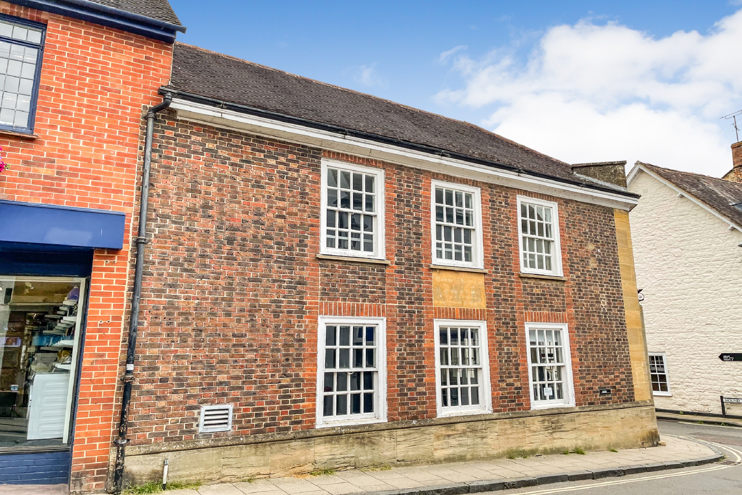 61 Cheap Street, Sherborne, Dorset DT9 3BB