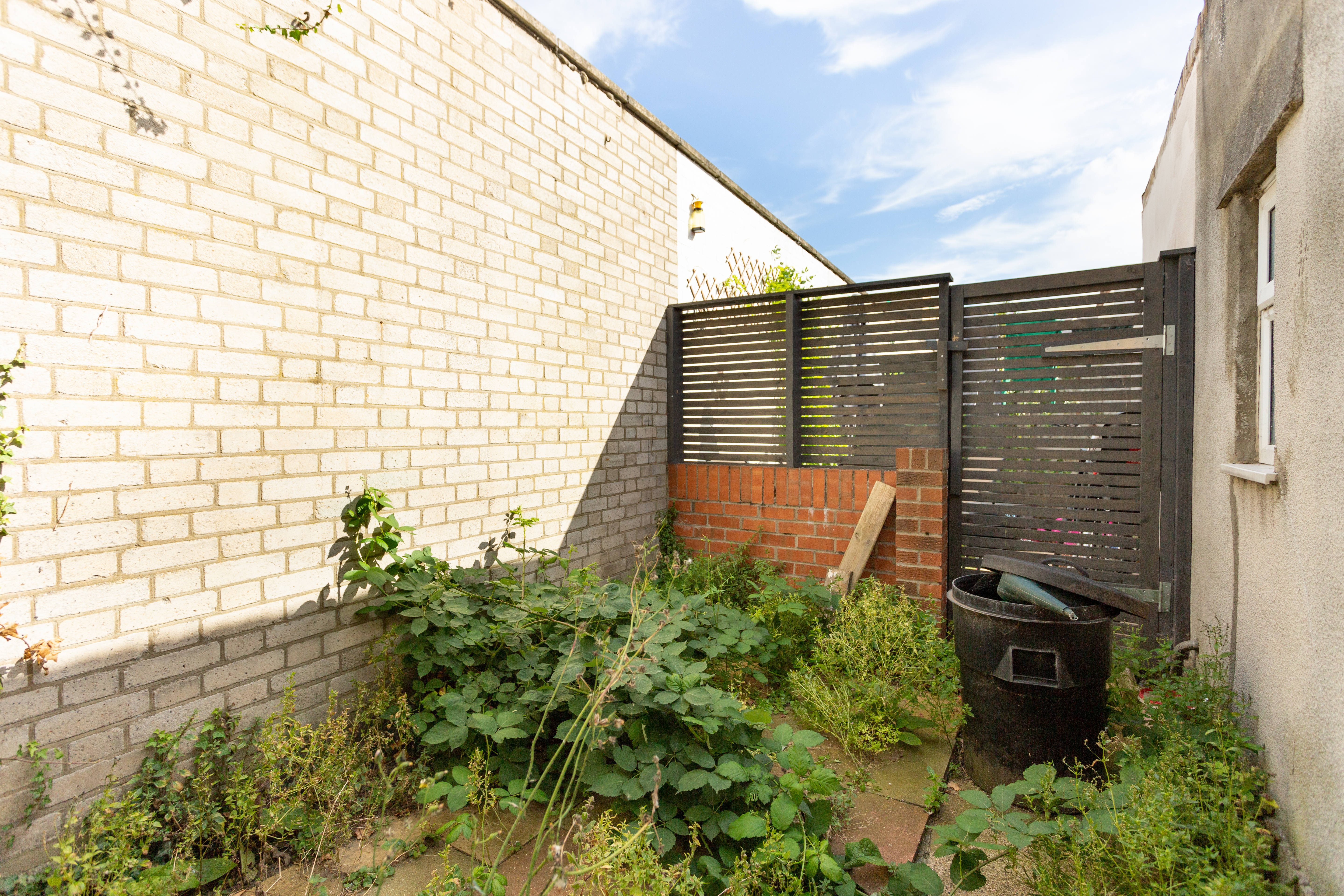 15 New Road, Hounslow, London TW3 2AN