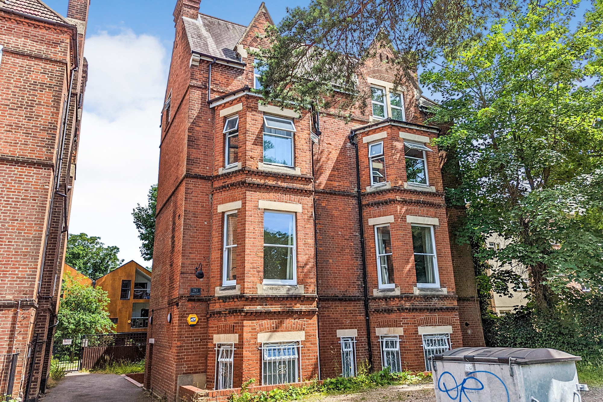 Flat 4, James Court, 281 Church Road, Upper Norwood, London SE19 2QQ
