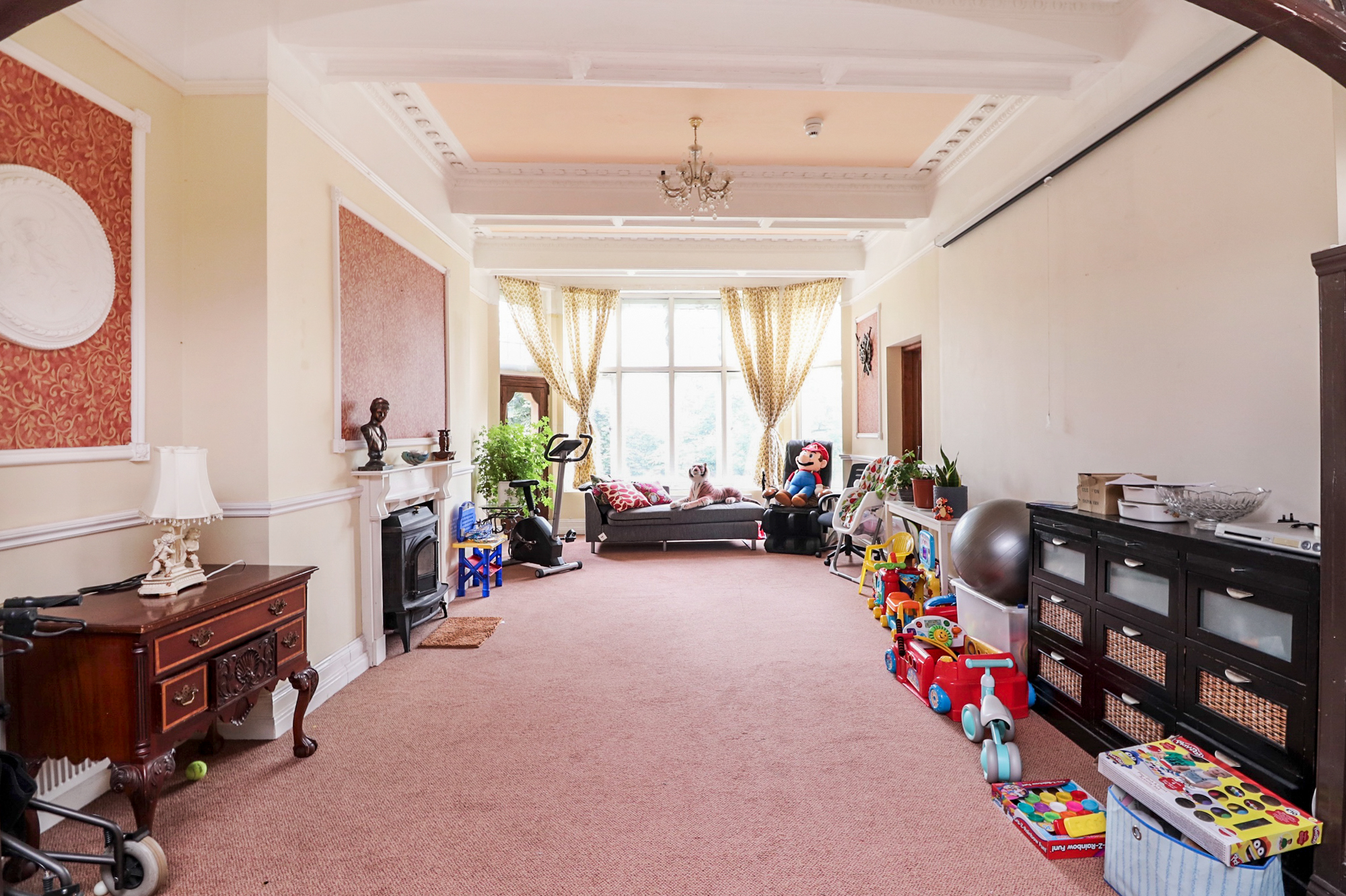 Cromford Court, Mansion House, 2 Derby Road, Matlock Bath, Derbyshire DE4 3PY