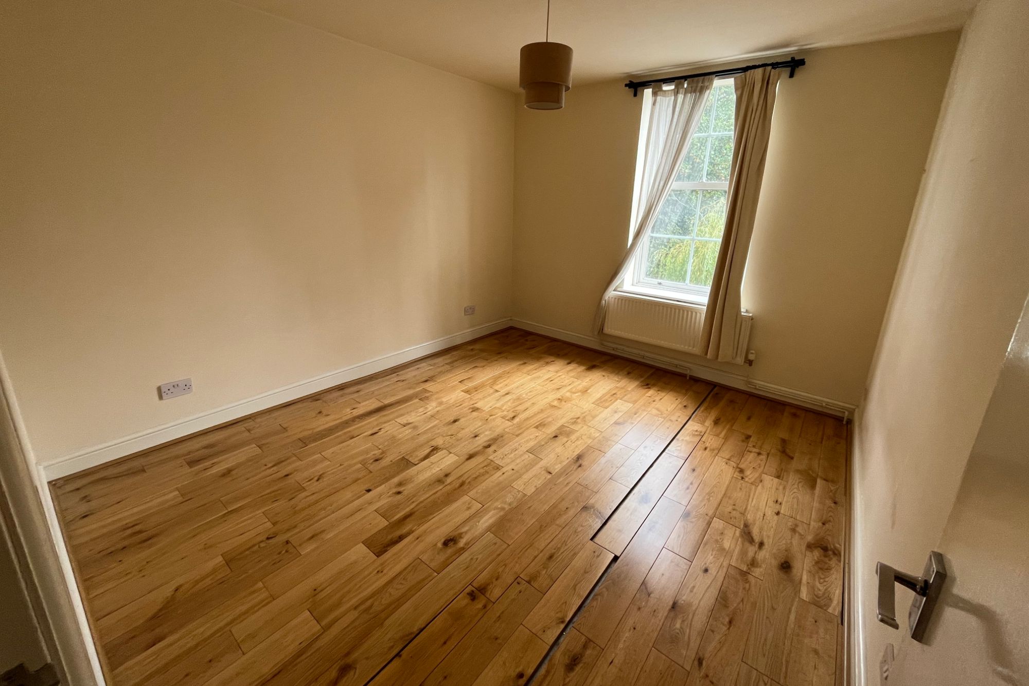 167 Camberwell Road, London SE5 0HB