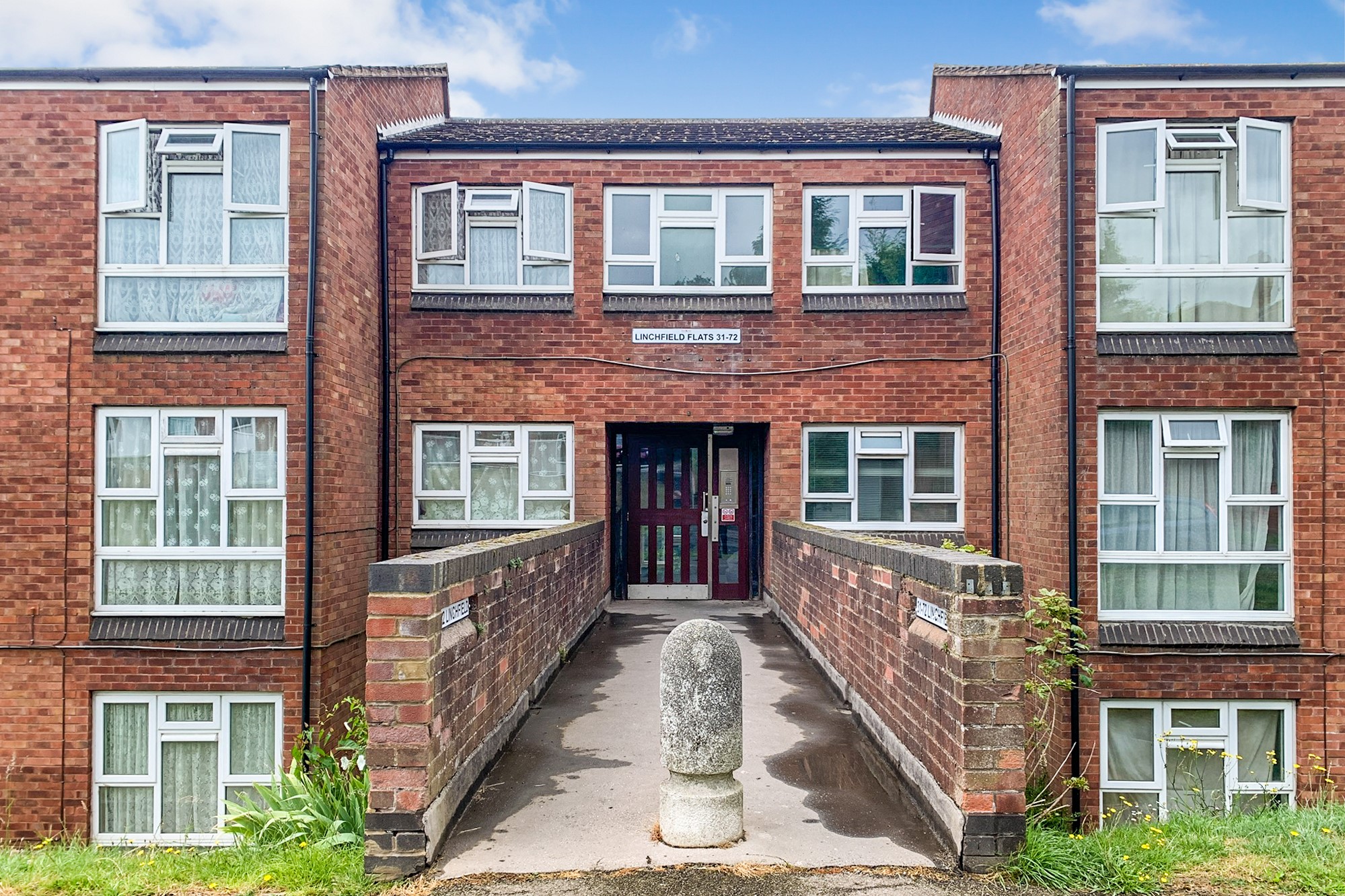 65 Linchfield, High Wycombe, Buckinghamshire HP13 7QH