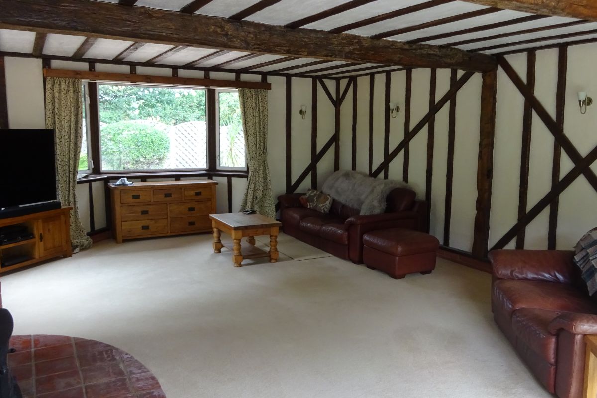 Brackenwood, Sandy Lane, Horsford, Norwich NR10 3EB
