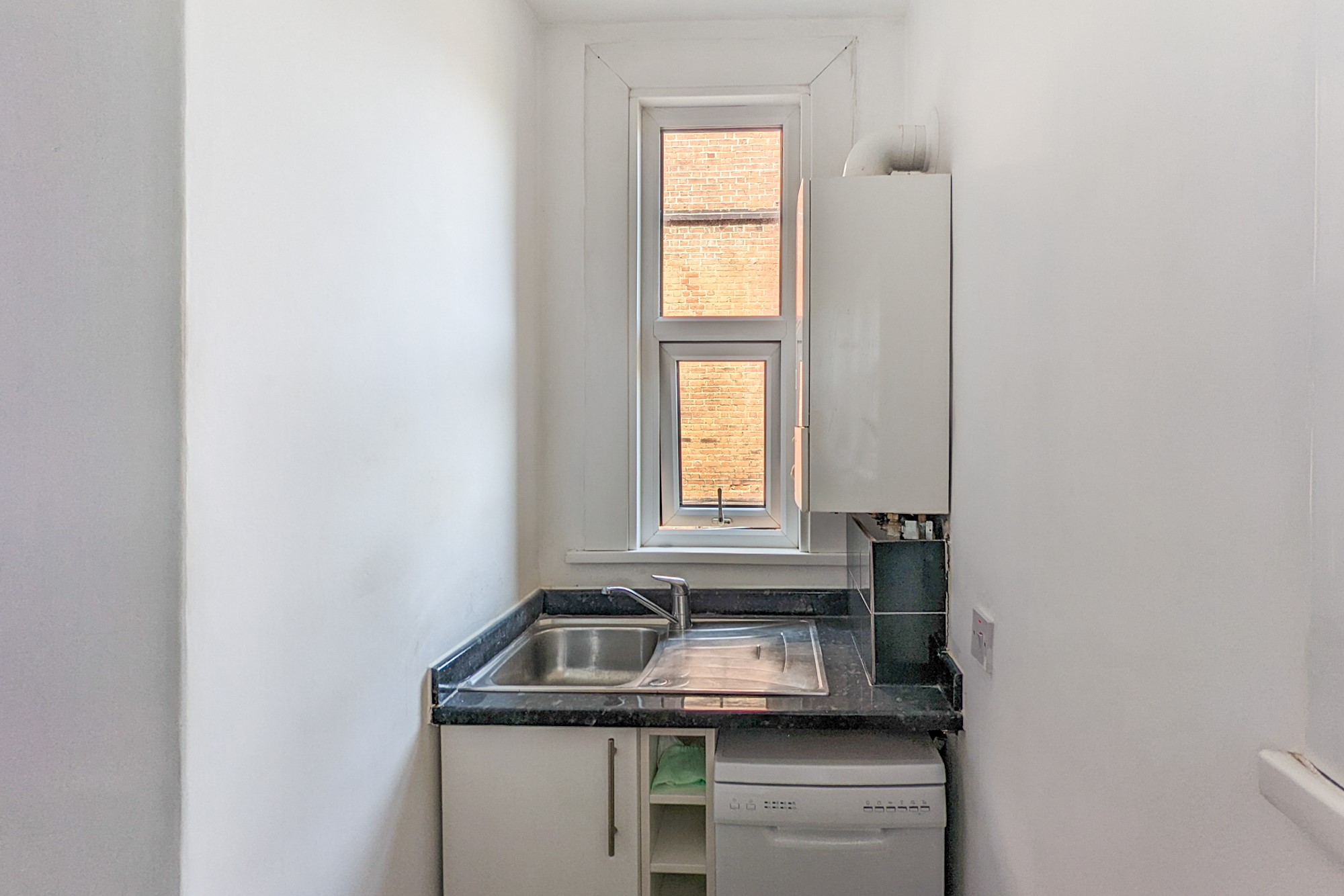 Flat 4, James Court, 281 Church Road, Crystal Palace, London SE19 2QQ