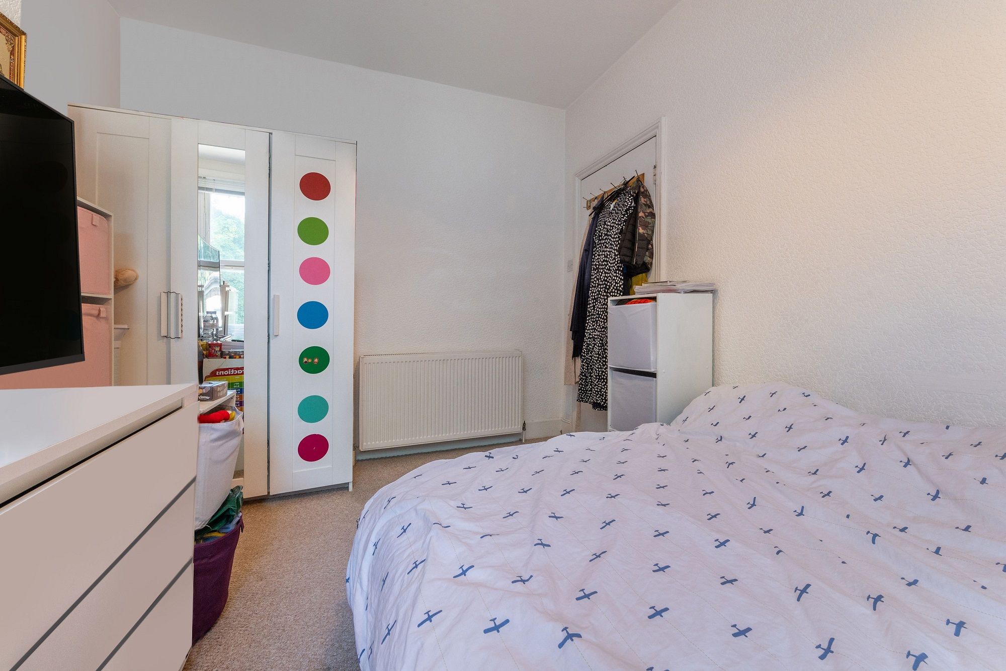 15 Oak Grove, Cricklewood, London, NW2 3LS 
